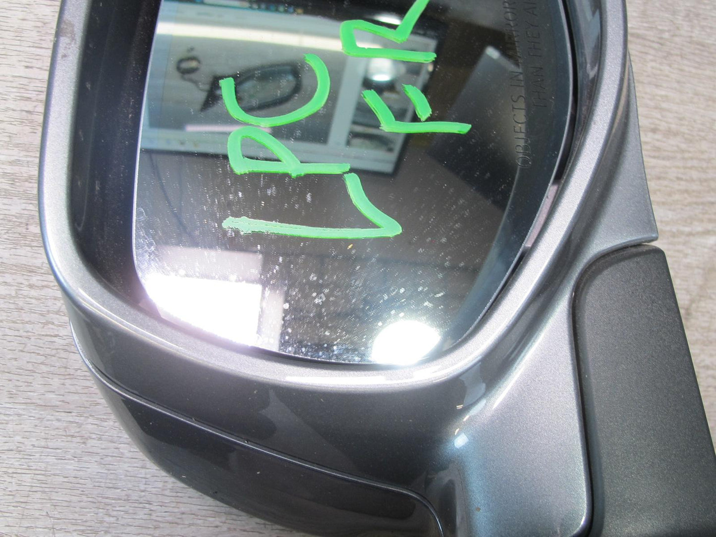 08-10 Porsche Cayenne 957 Right Exterior Side View Auto Dim Folding Mirror
