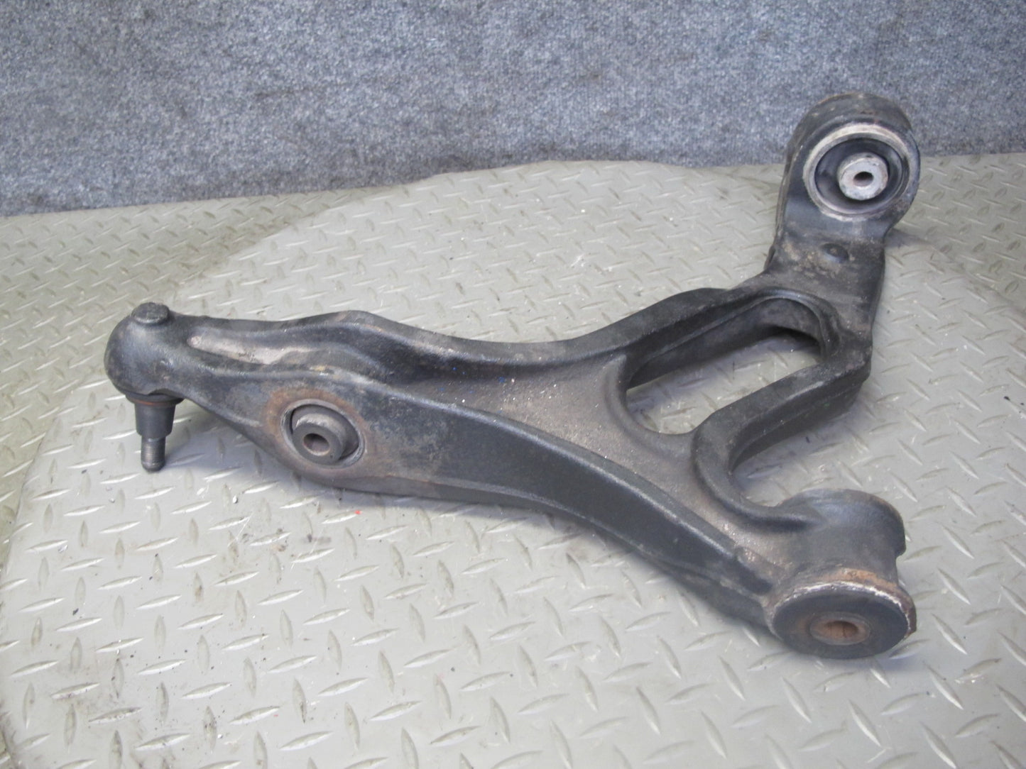 08-10 Porsche Cayenne 957 Front Right Suspension Lower Control Arm 7L0407154C