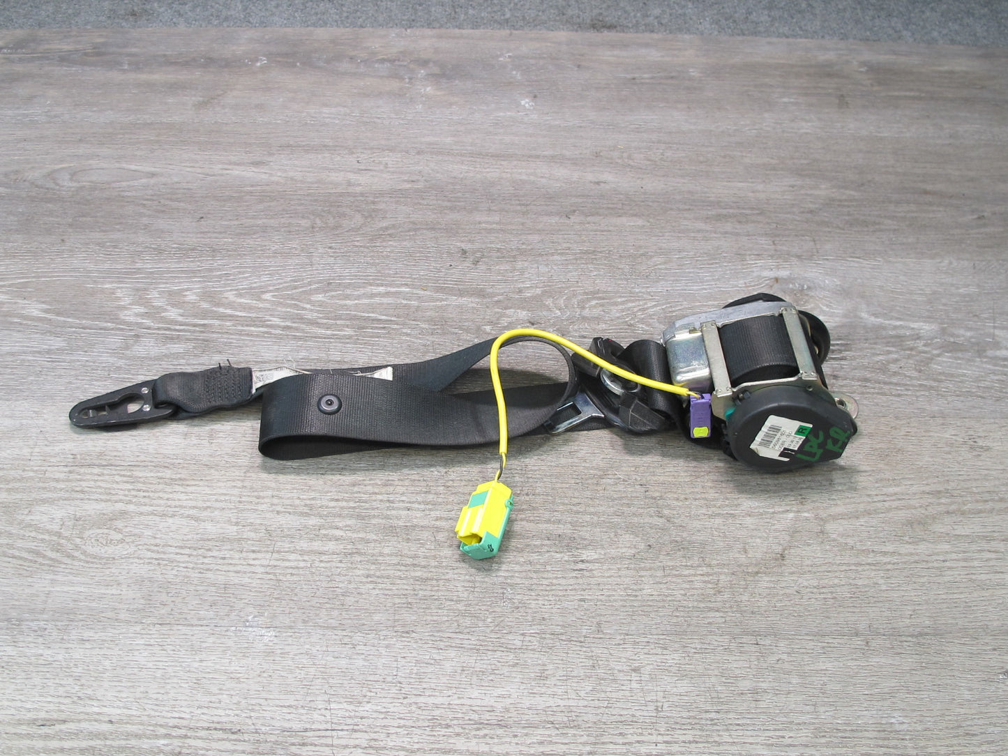 06-10 PORSCHE CAYENNE 955 957 FRONT RIGHT & LEFT SIDE SEATBELT RETRACTOR SET OEM