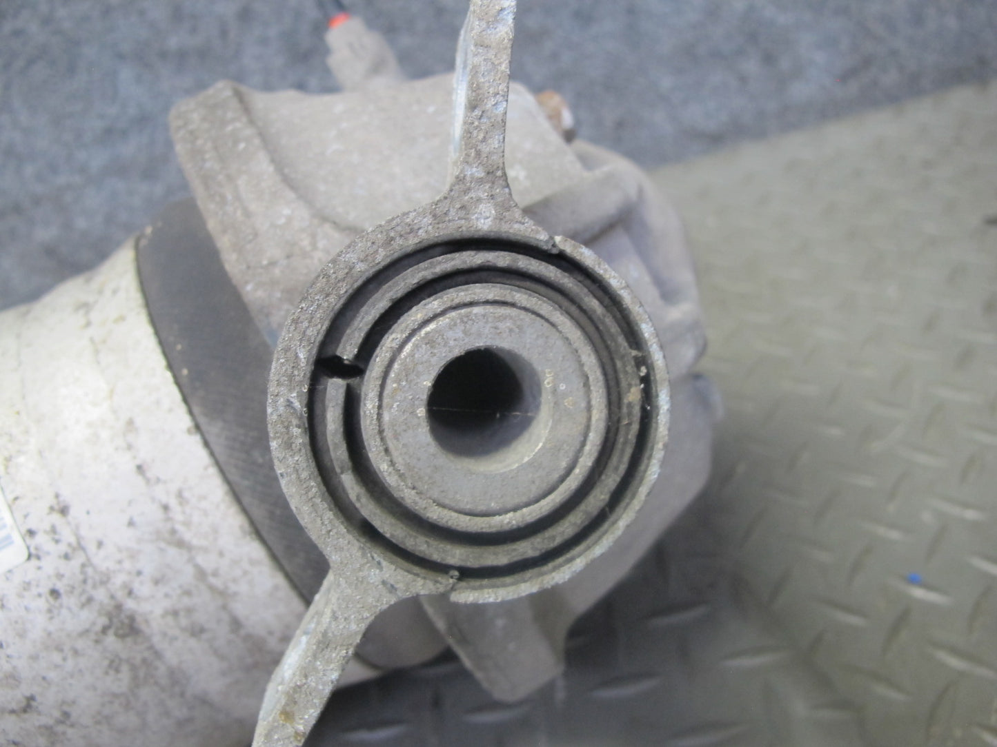 2008-2010 Porsche Cayenne 957 Rear Left Air Spring Strut Shock Absorber
