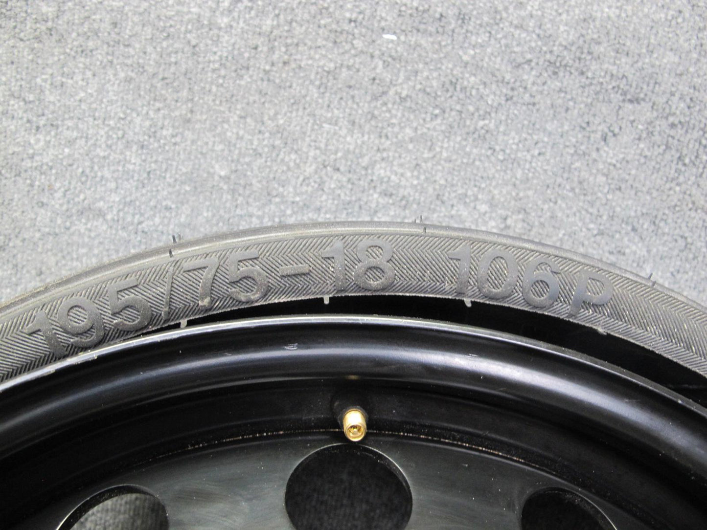 2008-2010 Porsche Cayenne 957 Emergency Spare Tire Wheel 18x6.5 ET53 195/75