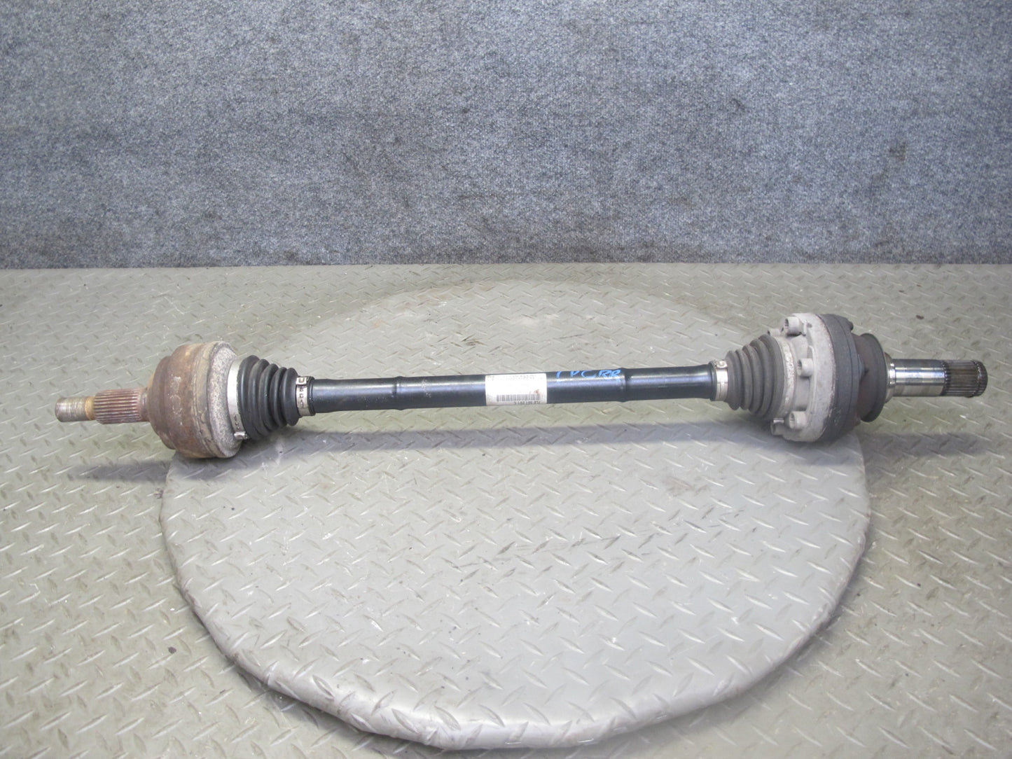 2003-2010 Porsche Cayenne 955 957 Rear Right Suspension Axle Shaft 7L0501201C