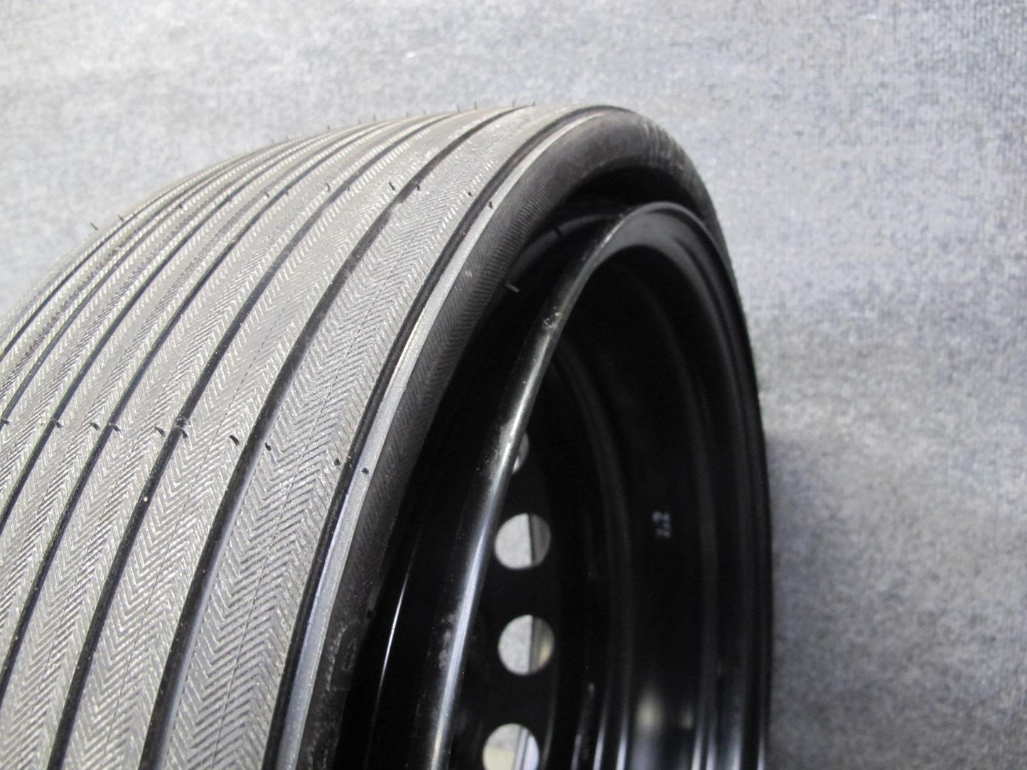 2008-2010 Porsche Cayenne 957 Emergency Spare Tire Wheel 18x6.5 ET53 195/75