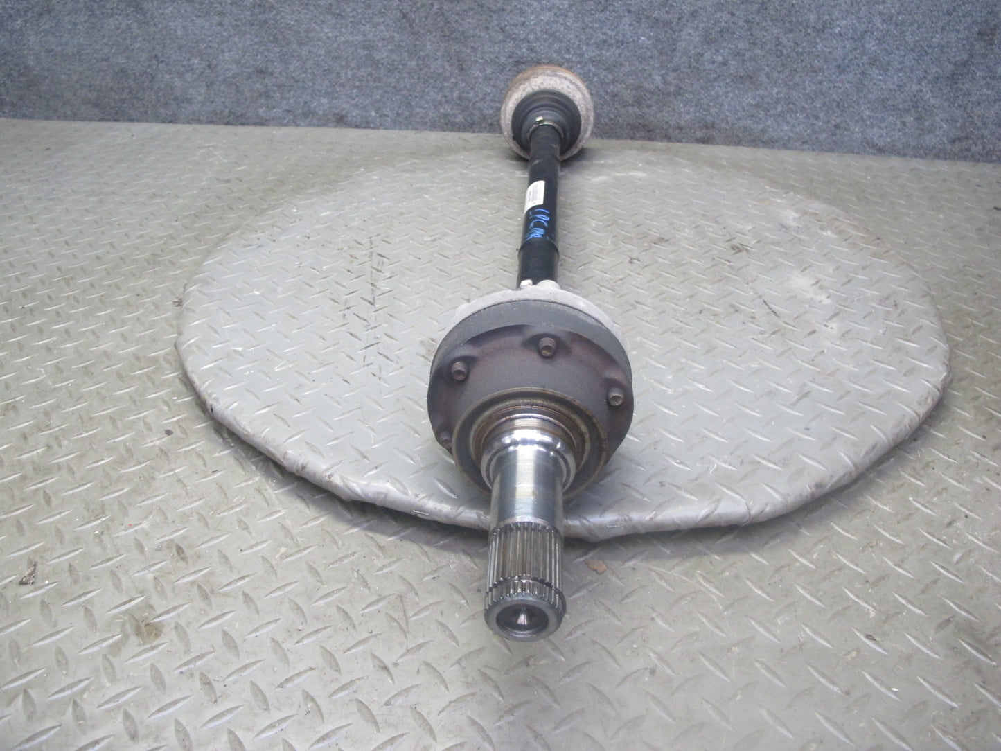 2003-2010 Porsche Cayenne 955 957 Rear Right Suspension Axle Shaft 7L0501201C