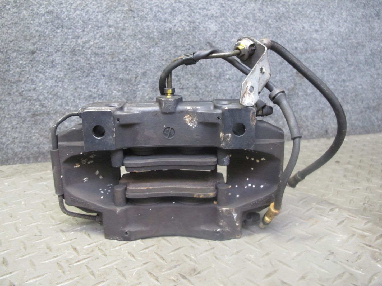 1997-2004 Porsche Boxster 986 Rear Left & Right Side Brembo Brake Caliper Set