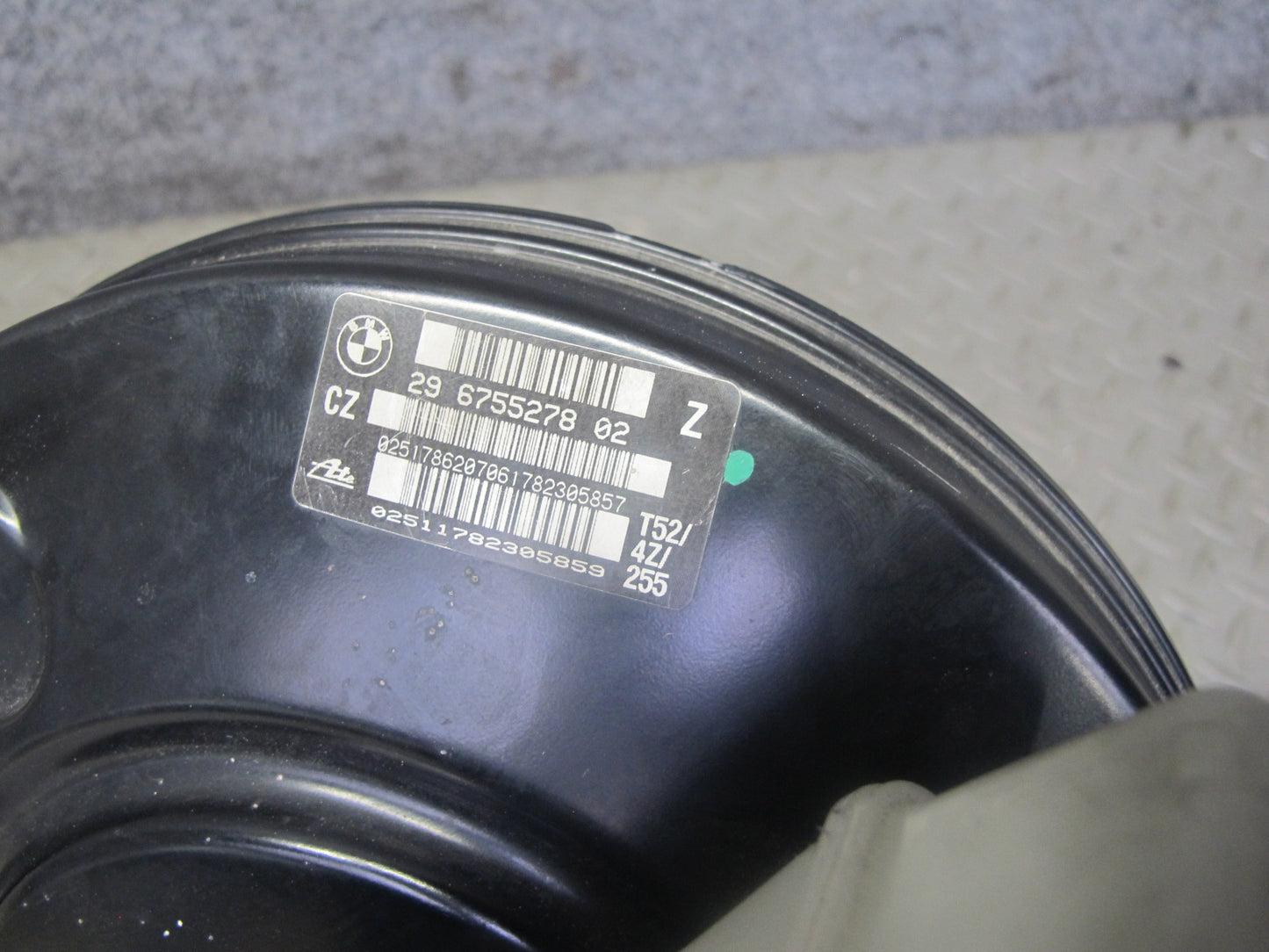 01-06 BMW E46 3-SERIES Brake Master Cylinder Booster Fluid Reservoir OEM