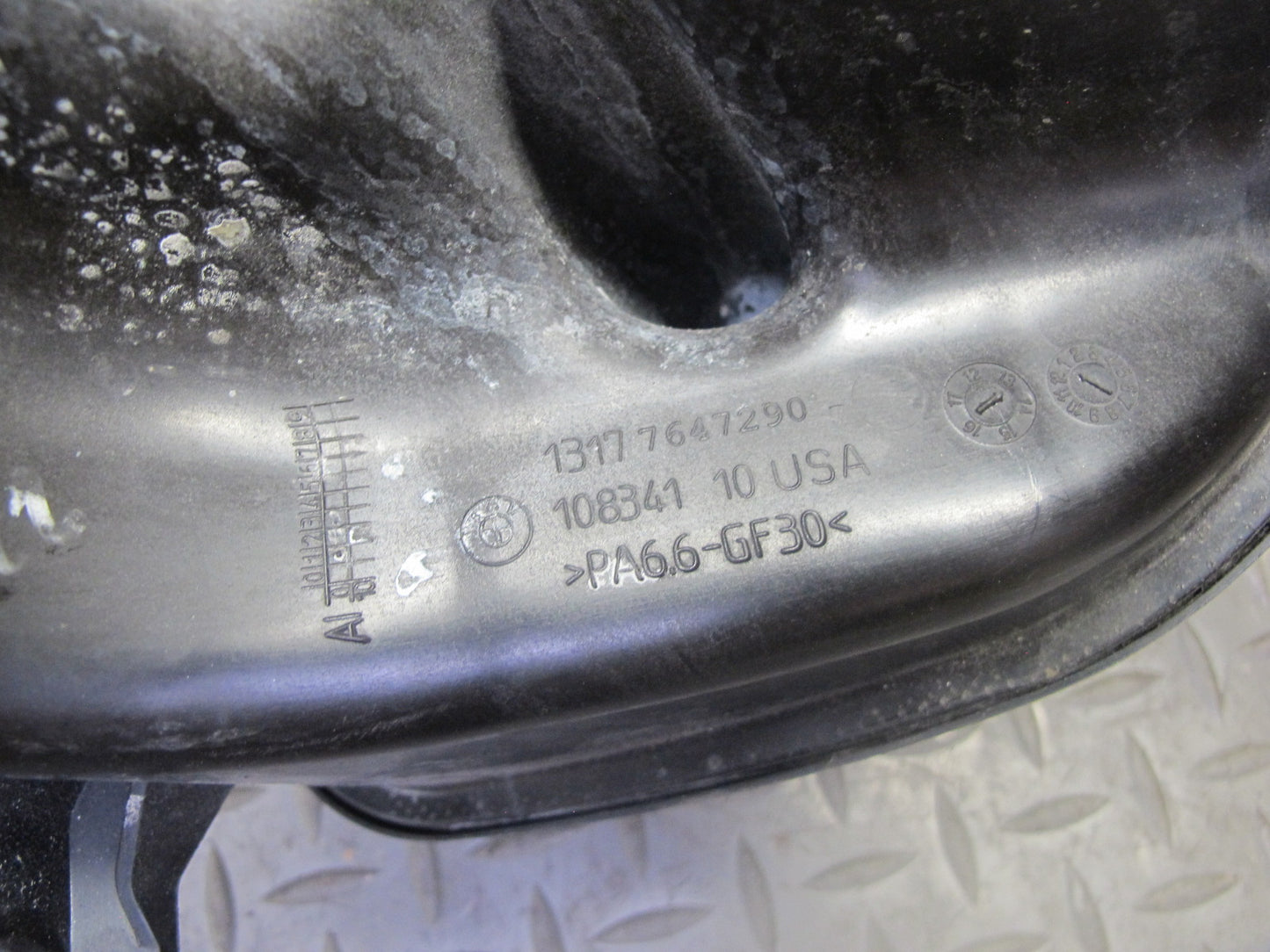 2014-2018 BMW F15 X5 Engine Coolant  Expansion  Overflow Reservoir Tank 7647290