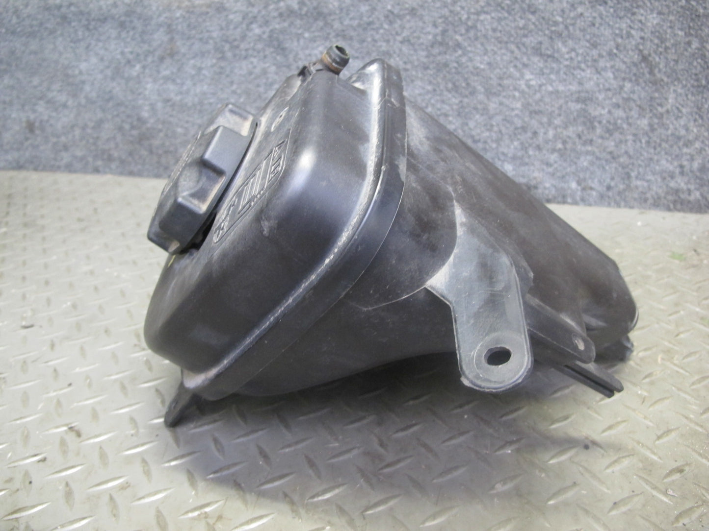 2014-2018 BMW F15 X5 Engine Coolant  Expansion  Overflow Reservoir Tank 7647290