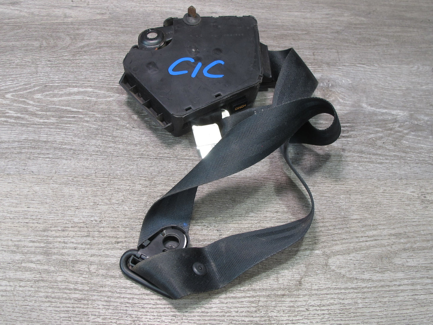 86-94 CHEVROLET CORVETTE C4 FRONT RIGHT PASS SIDE SEATBELT RETRACTOR OEM