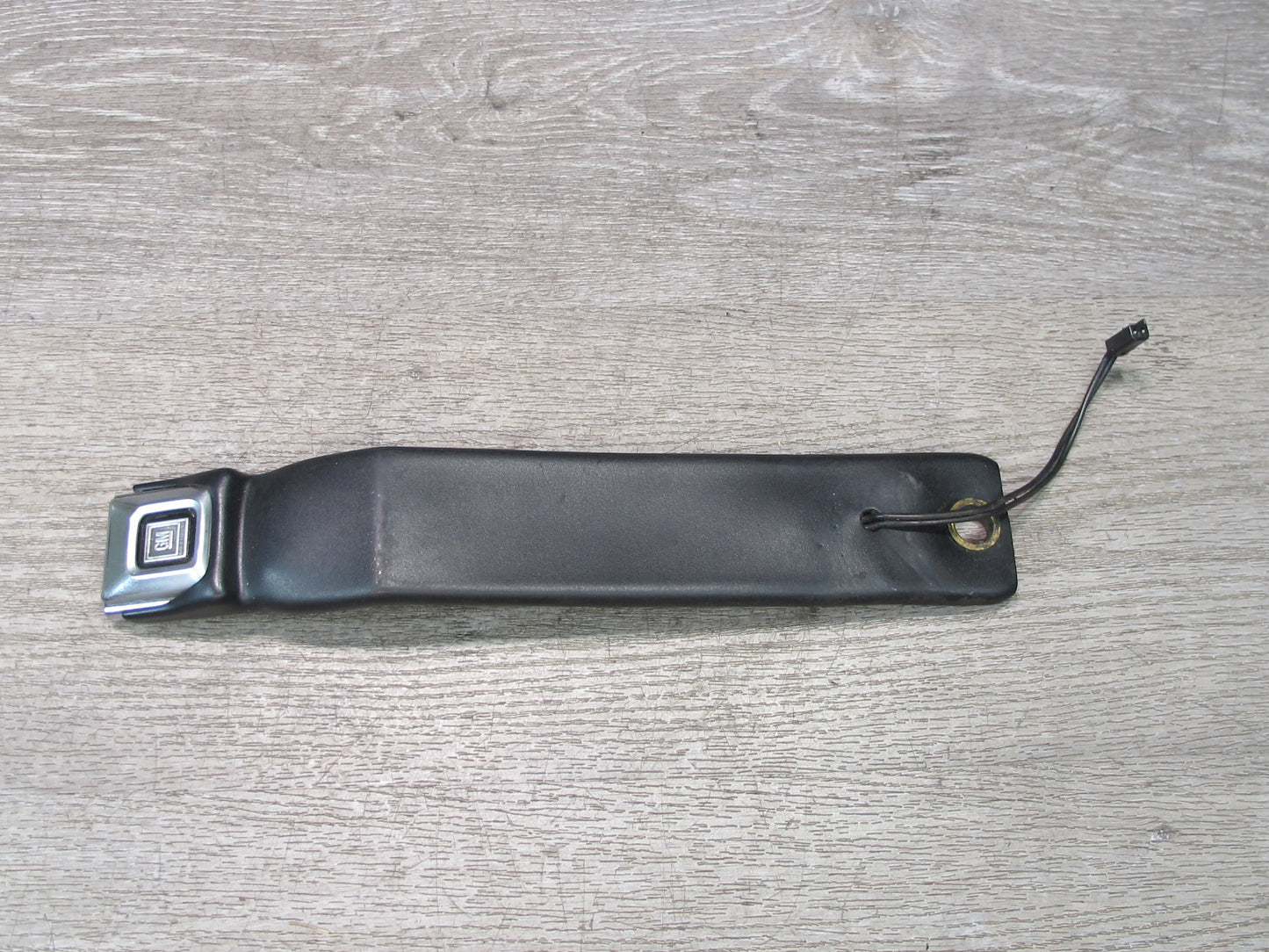 86-94 CHEVROLET CORVETTE C4 FRONT LEFT DRIVER SIDE SEATBELT RETRACTOR W/ BUCKLE SET OEM