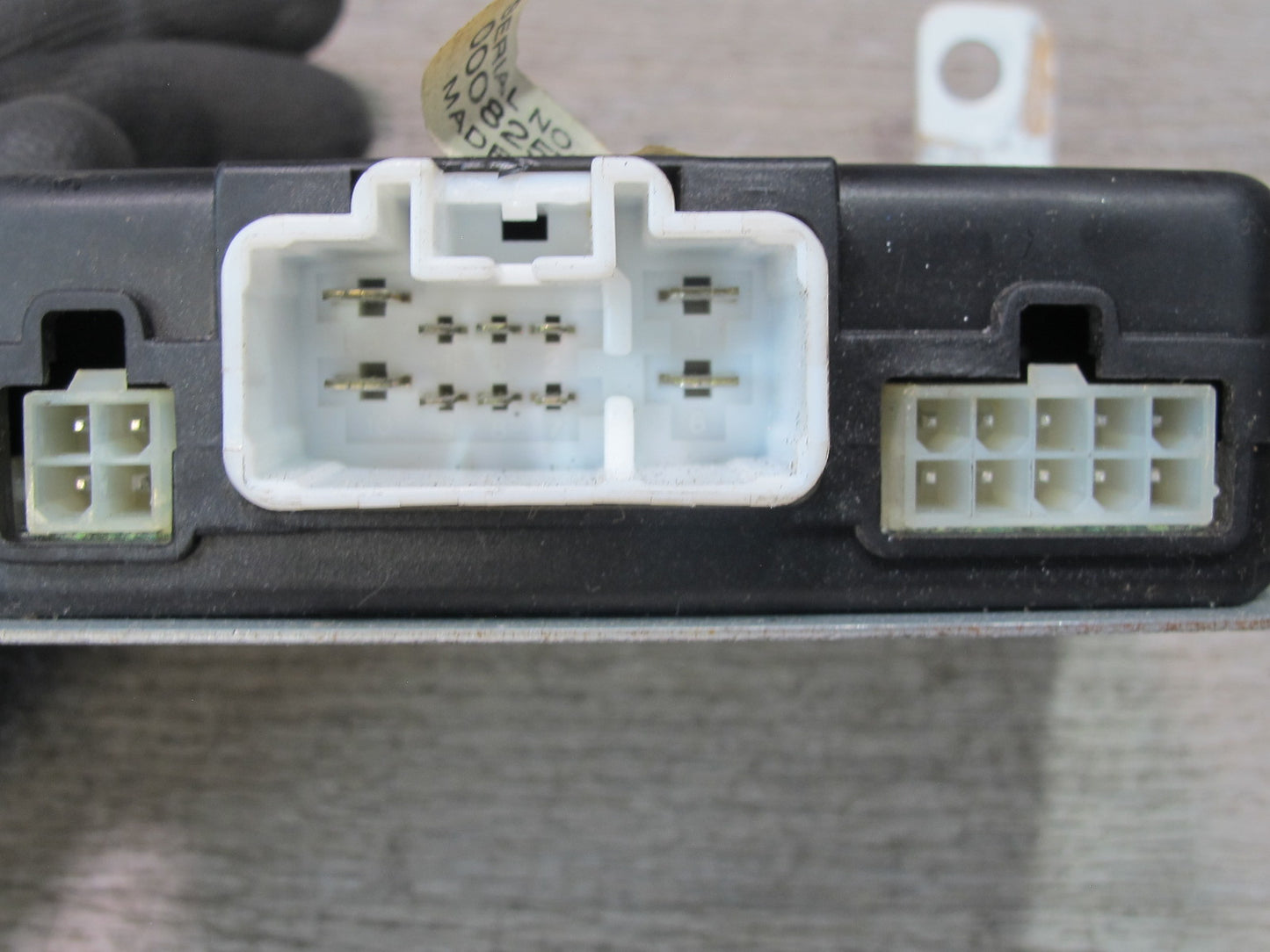 99-01 Isuzu Vehicross Keyless Entry Control Module Unit OEM