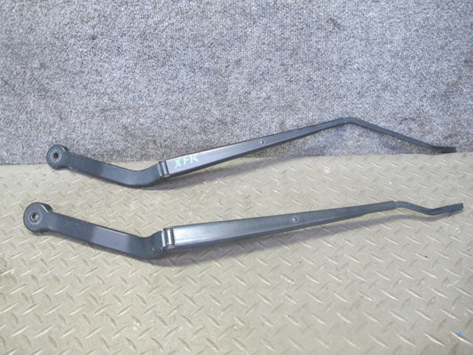 2014-2018 BMW F15 X5 Front Left & Right Windshield Wiper Arm Set of 2