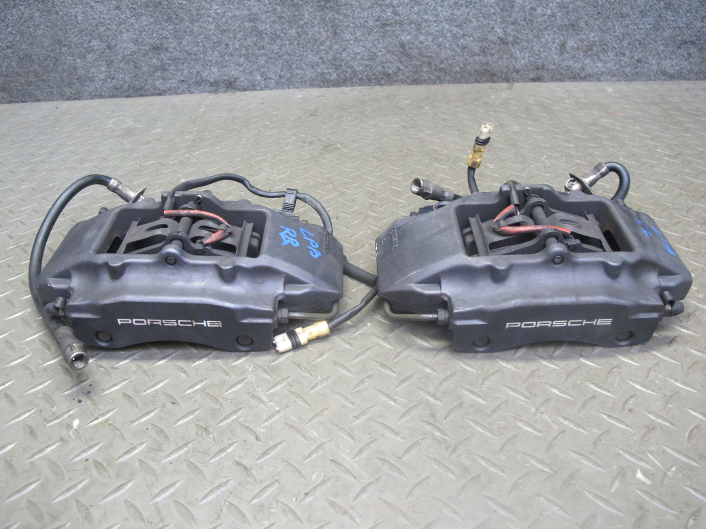 1997-2004 Porsche Boxster 986 Rear Left & Right Side Brembo Brake Caliper Set