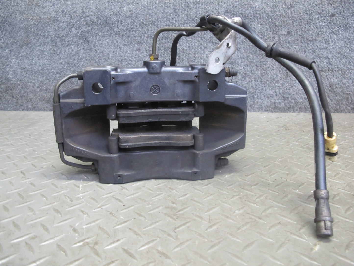 1997-2004 Porsche Boxster 986 Rear Left & Right Side Brembo Brake Caliper Set