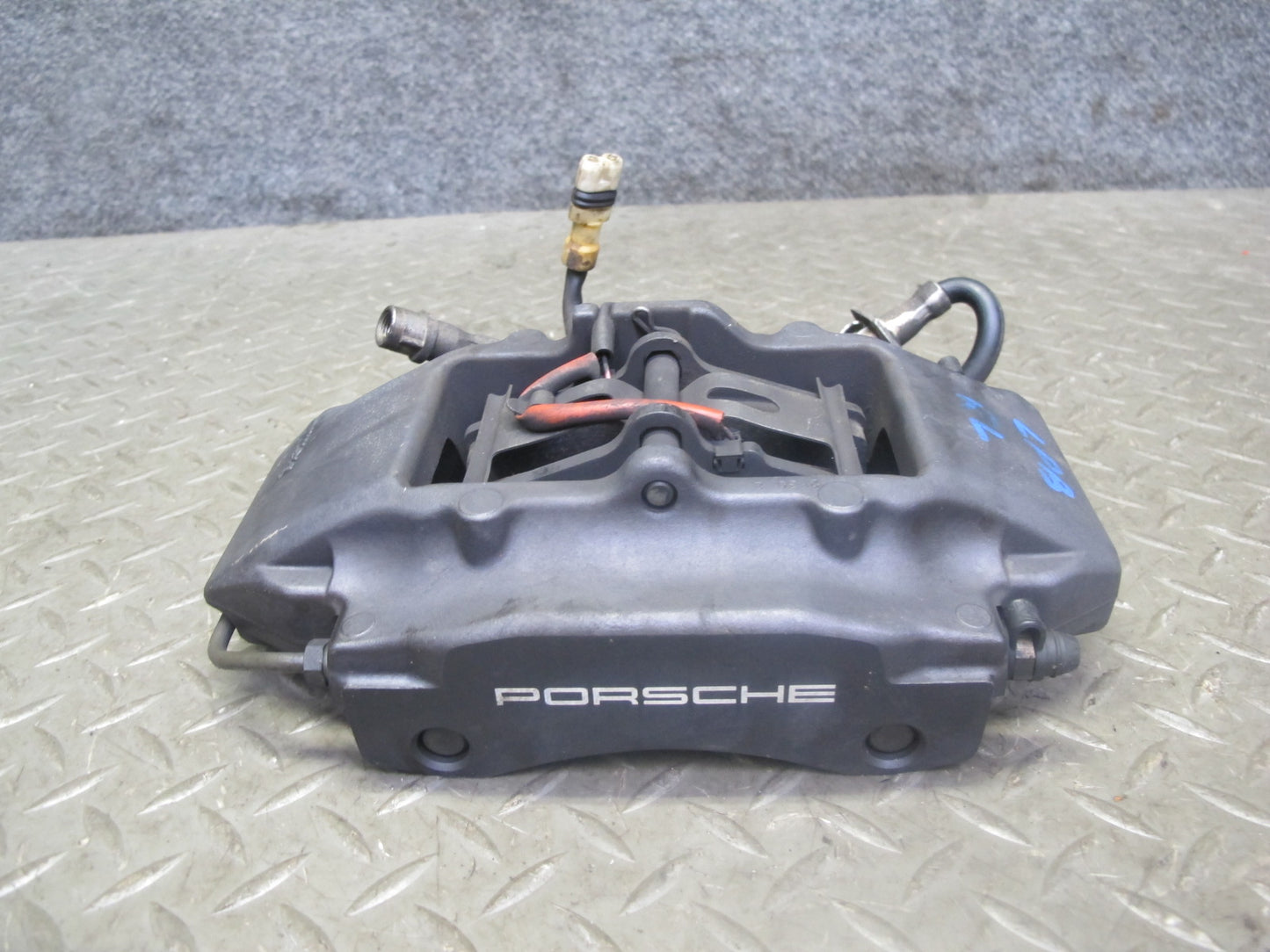 1997-2004 Porsche Boxster 986 Rear Left & Right Side Brembo Brake Caliper Set