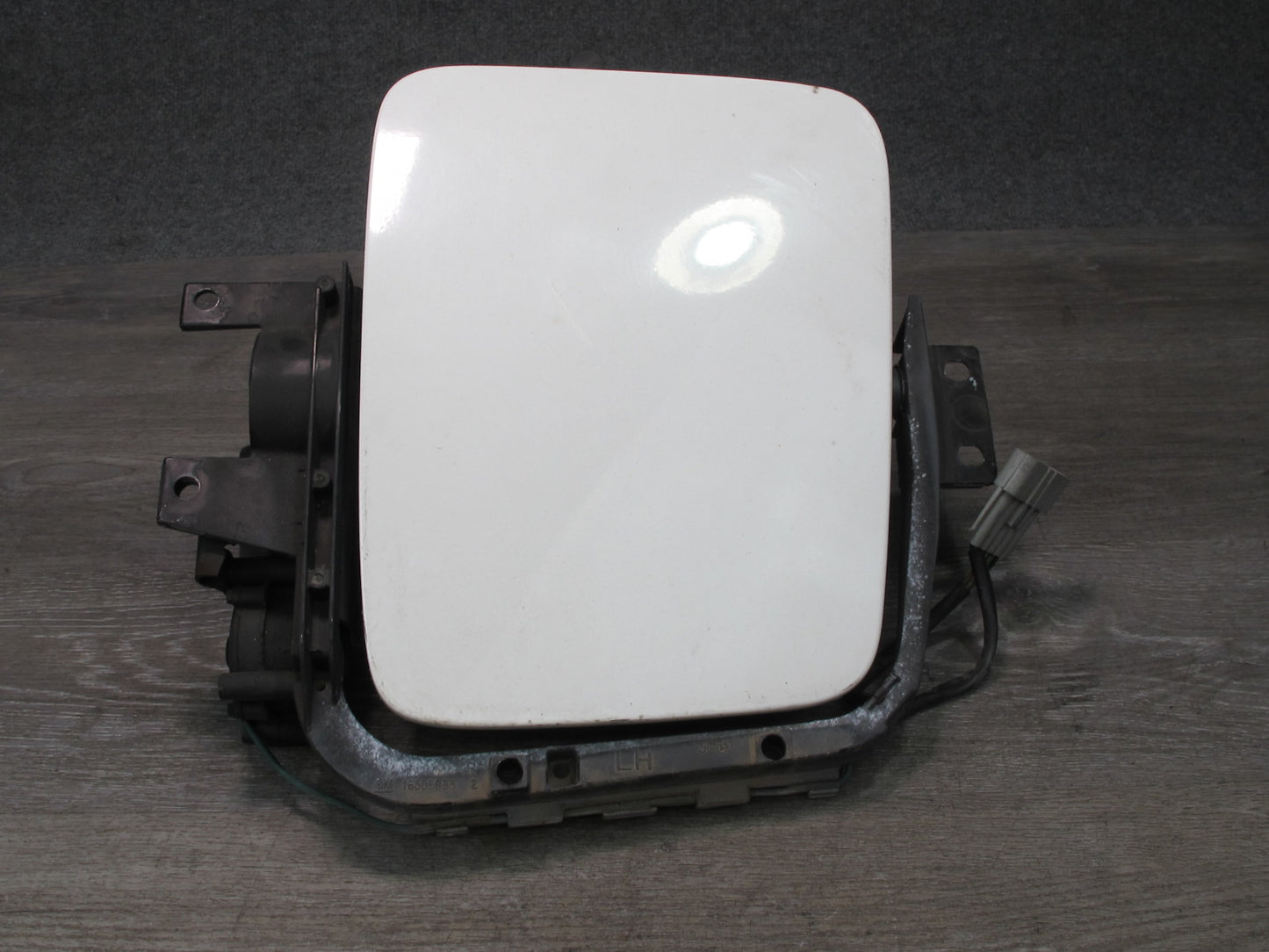 91-96 Chevrolet Corvette C4 Front Left POP UP Headlight Motor Cover Assembly OEM