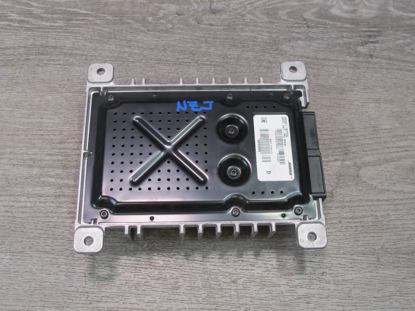 10-19 Nissan 370Z Z34 Convertible Bose Audio System Amplifier 28061-1ET0A OEM