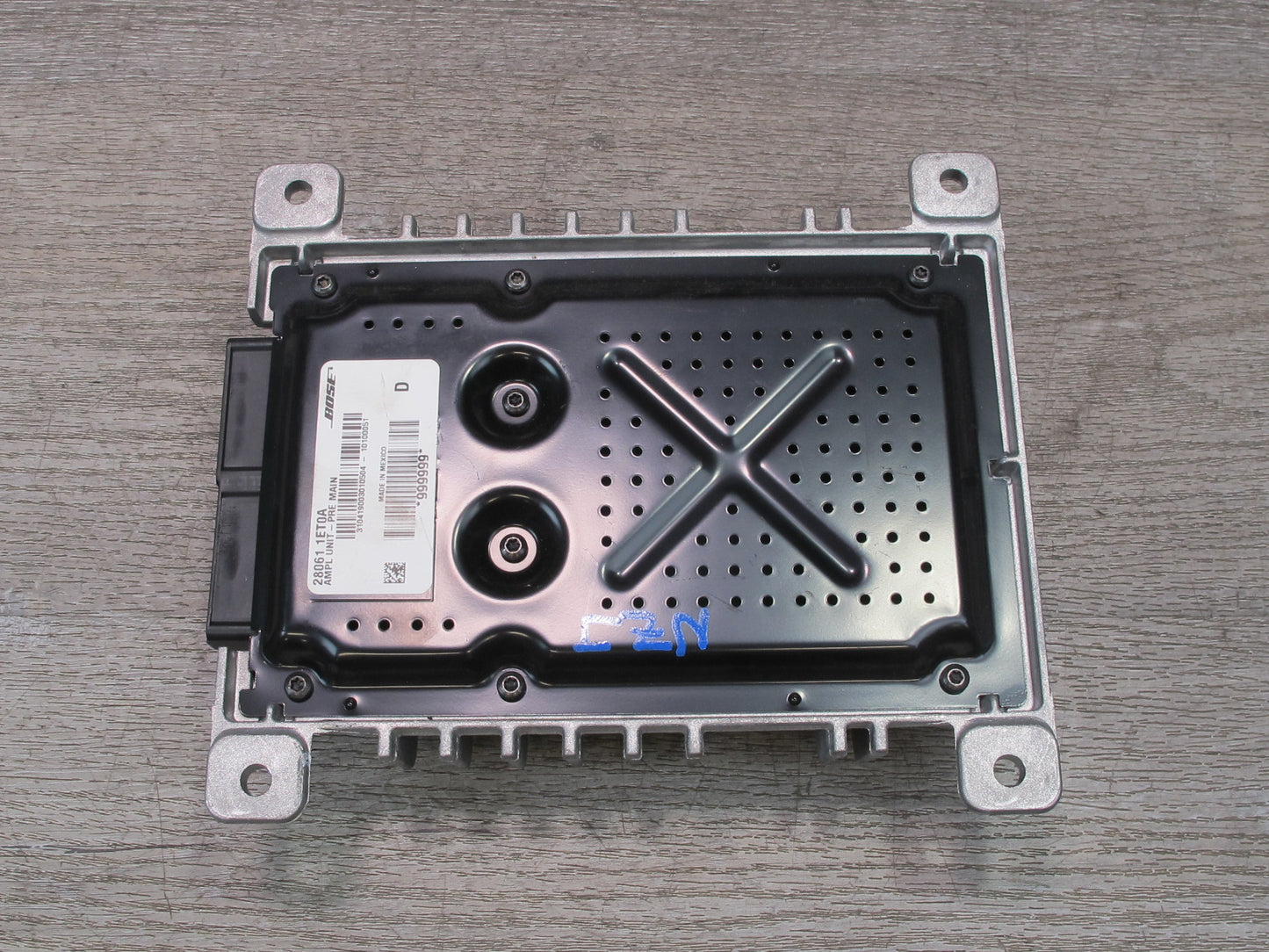 10-19 Nissan 370Z Z34 Convertible Bose Audio System Amplifier 28061-1ET0A OEM