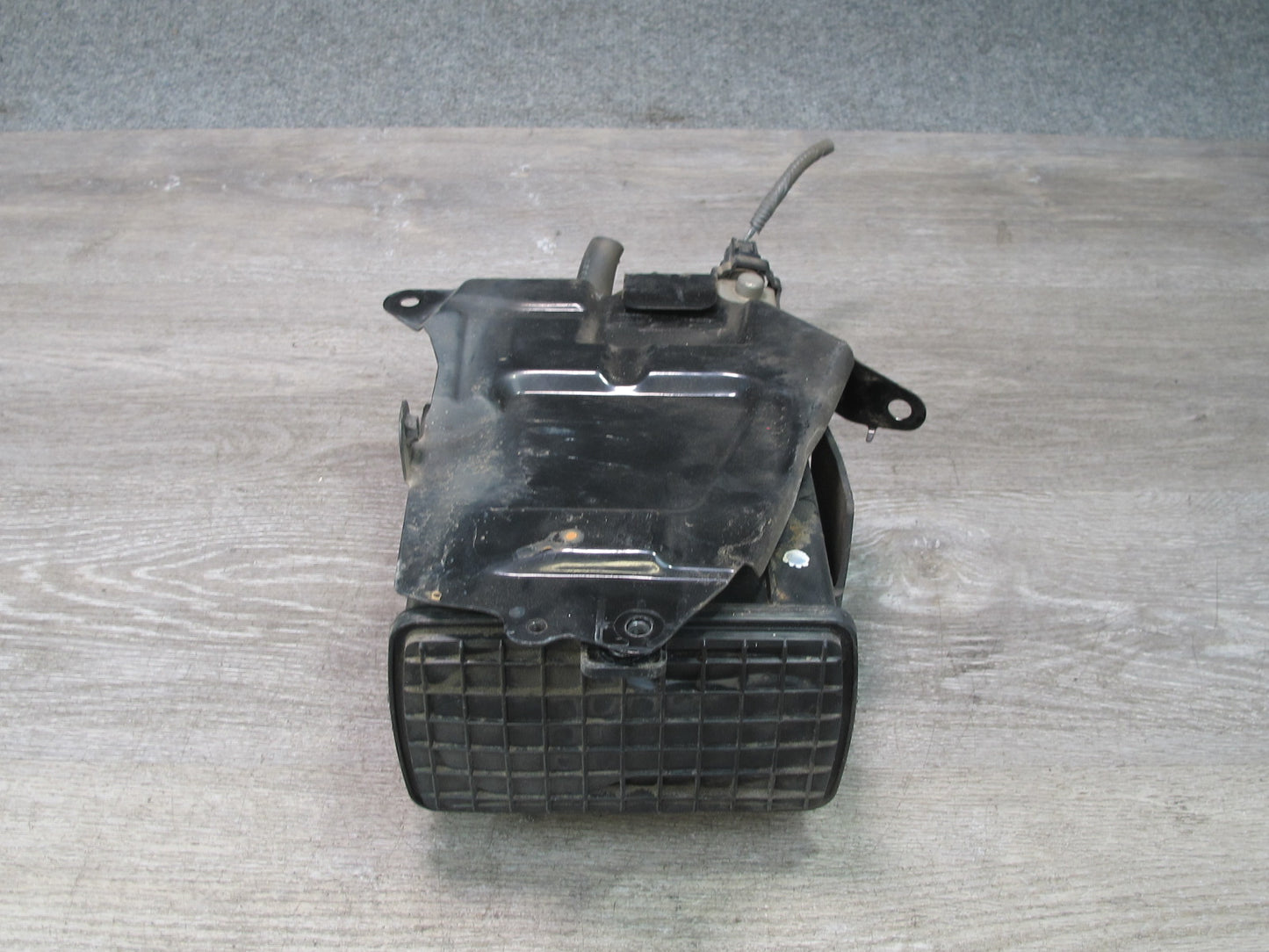09-20 Nissan Z34 370Z Fuel Evap Vapor Charcoal Canister OEM