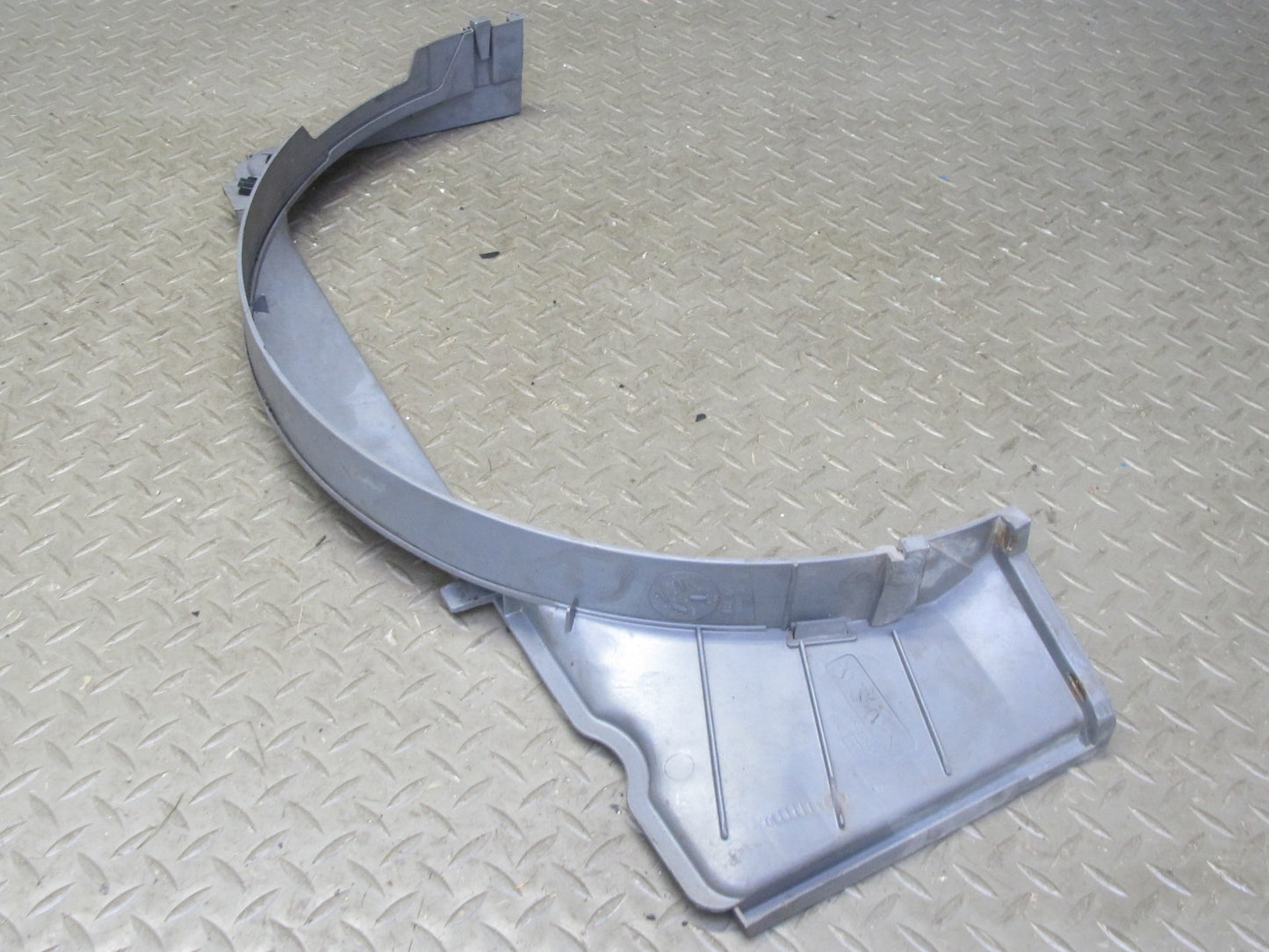 99-01 Isuzu Vehicross 3.5L Engine Radiator Cooling Fan Shroud OEM
