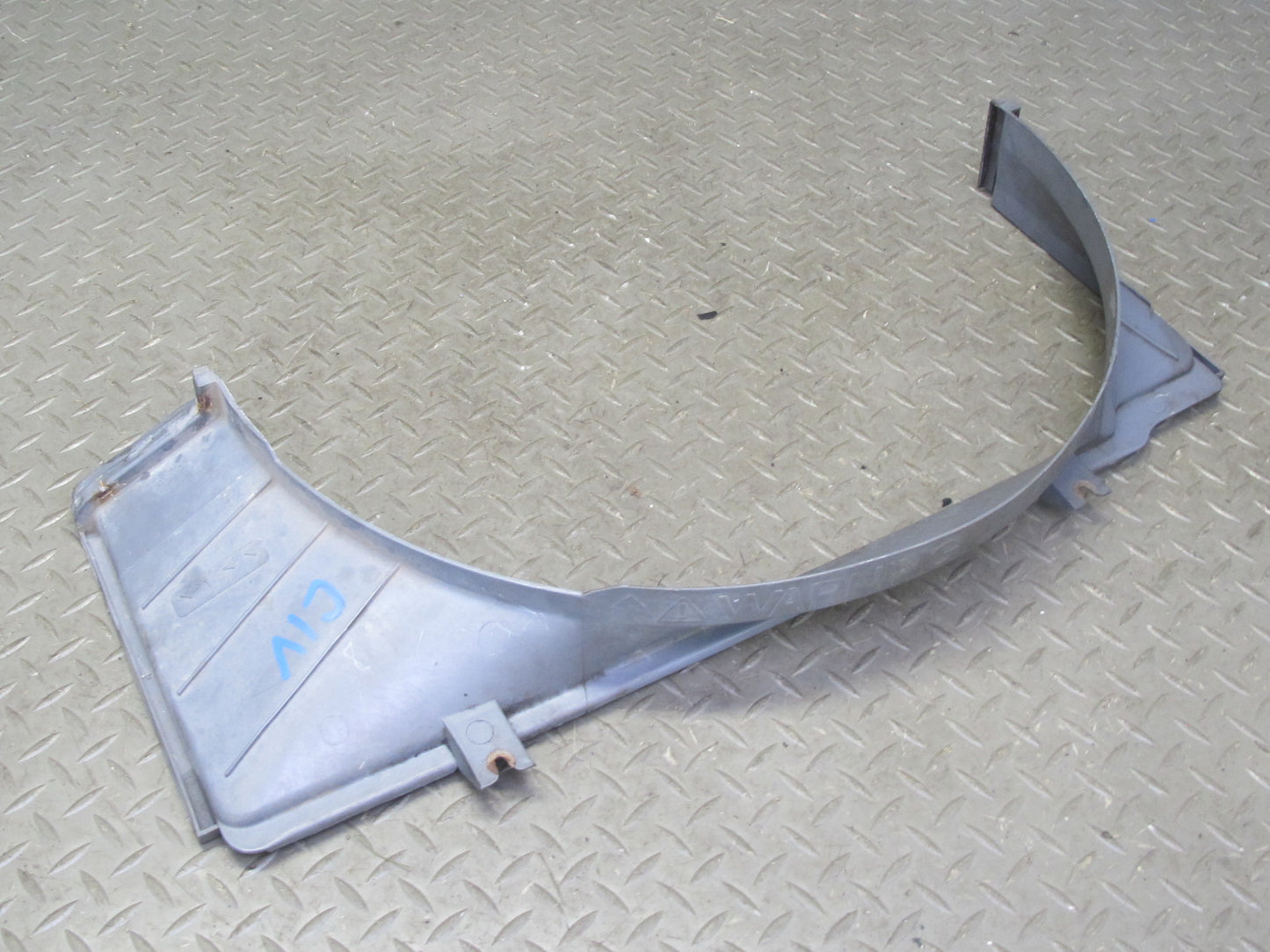 99-01 Isuzu Vehicross 3.5L Engine Radiator Cooling Fan Shroud OEM
