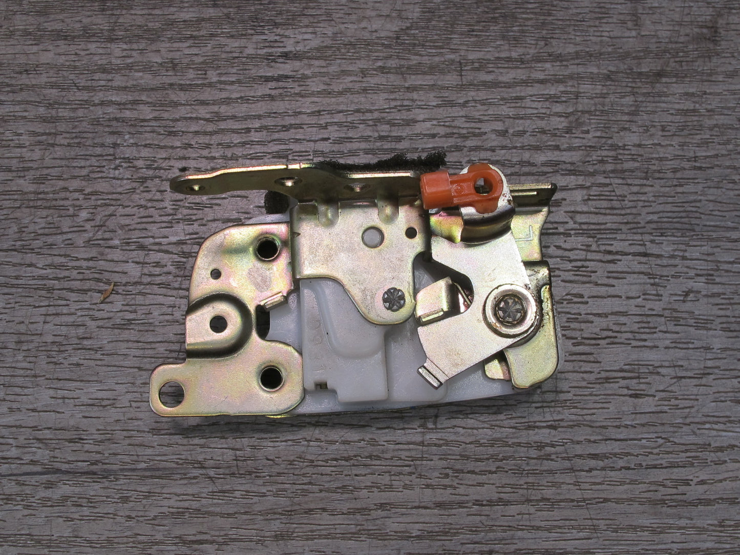 99-01 Isuzu Vehicross Rear Gate Trunk Door Tailgate Lock Latch OEM