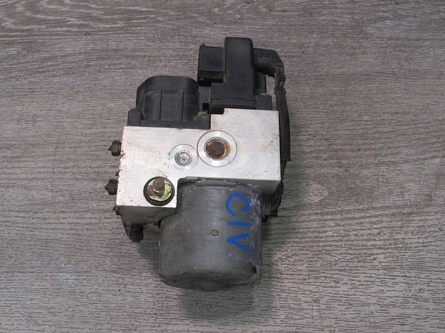 99-01 Isuzu Vehicross Anti Lock Brake ABS Pump Module 897162192 OEM