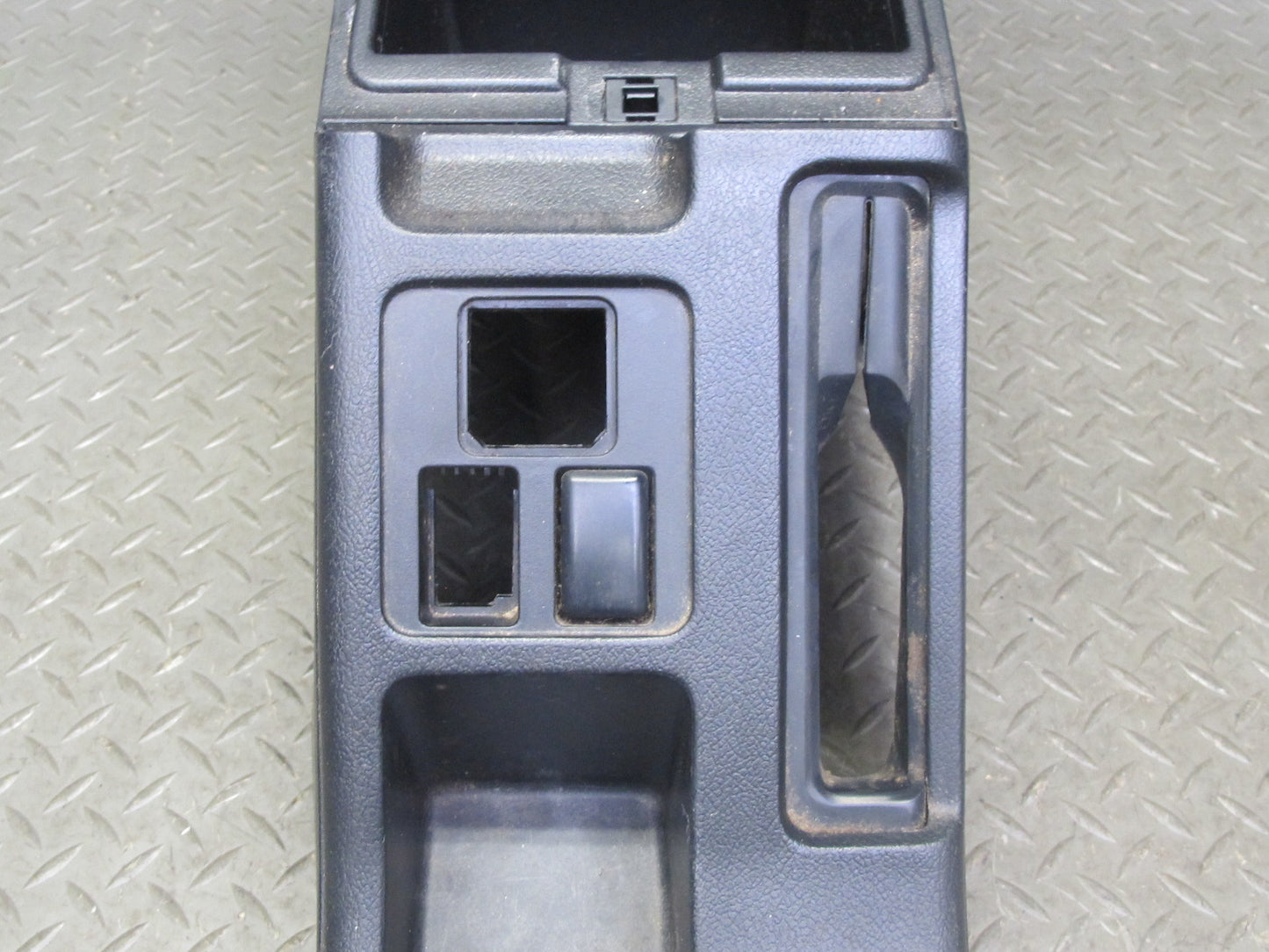 99-01 Isuzu Vehicross Center Console Trim Cover Panel w Armrest Black OEM