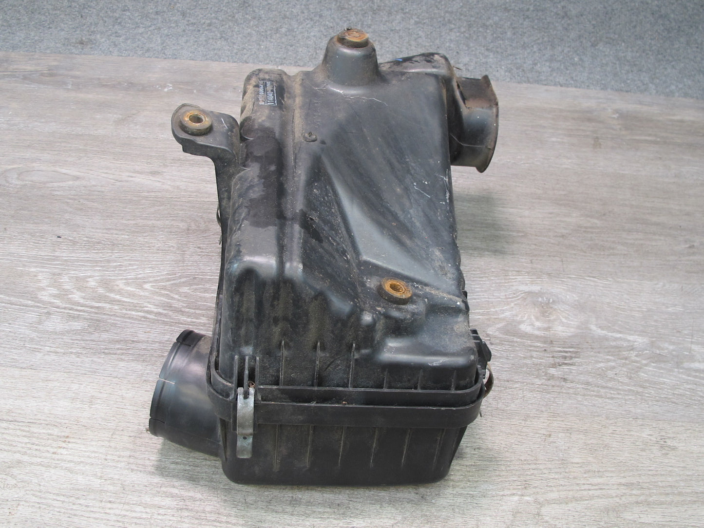 99-01 Isuzu Vehicross 3.5L Engine Air Intake Cleaner Filter Box 8971606030 OEM