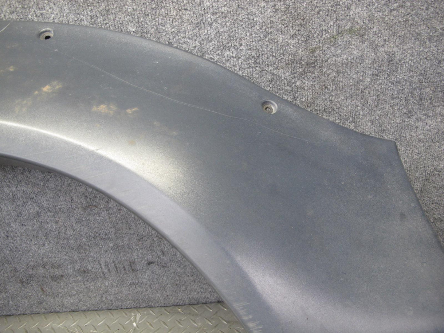 99-01 Isuzu Vehicross Rear Right Quarter Panel Plastic Molding Cover OEM