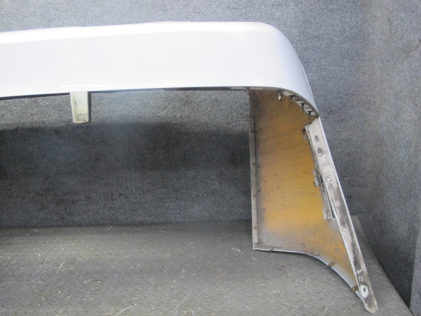 91-96 Chevrolet Corvette C4 Rear Bumper Cover Artic White OEM