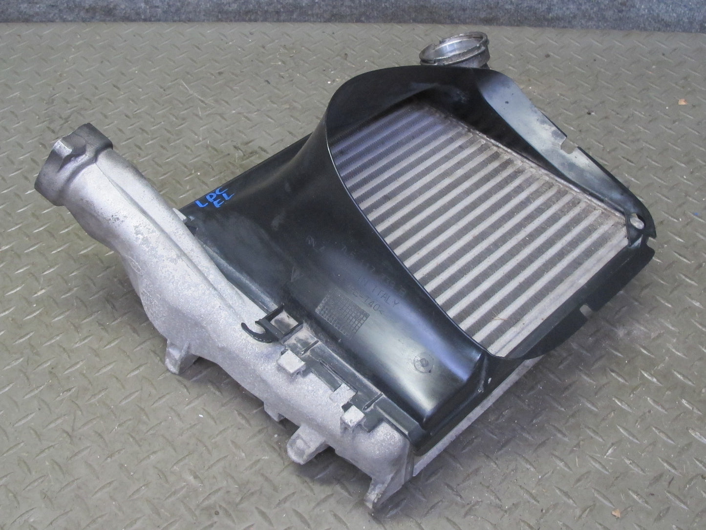 2008-2010 Porsche Cayenne 957 4.8L Turbo Left Intercooler Unit w Shroud