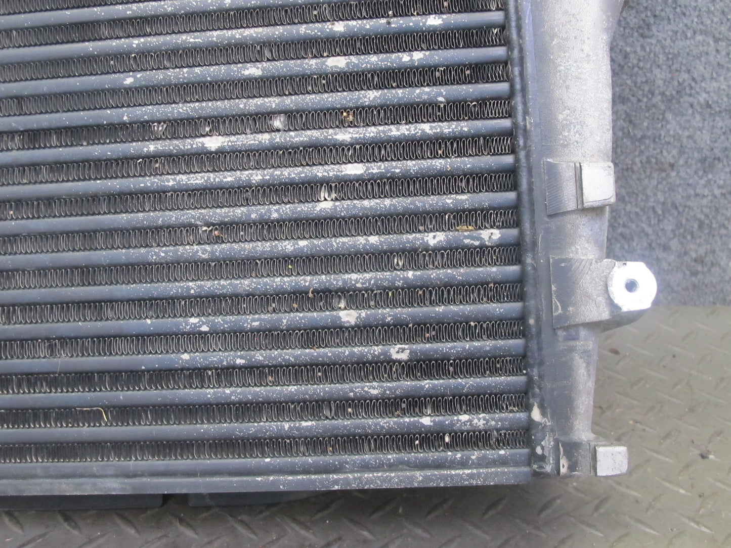 2008-2010 Porsche Cayenne 957 4.8L Turbo Left Intercooler Unit w Shroud
