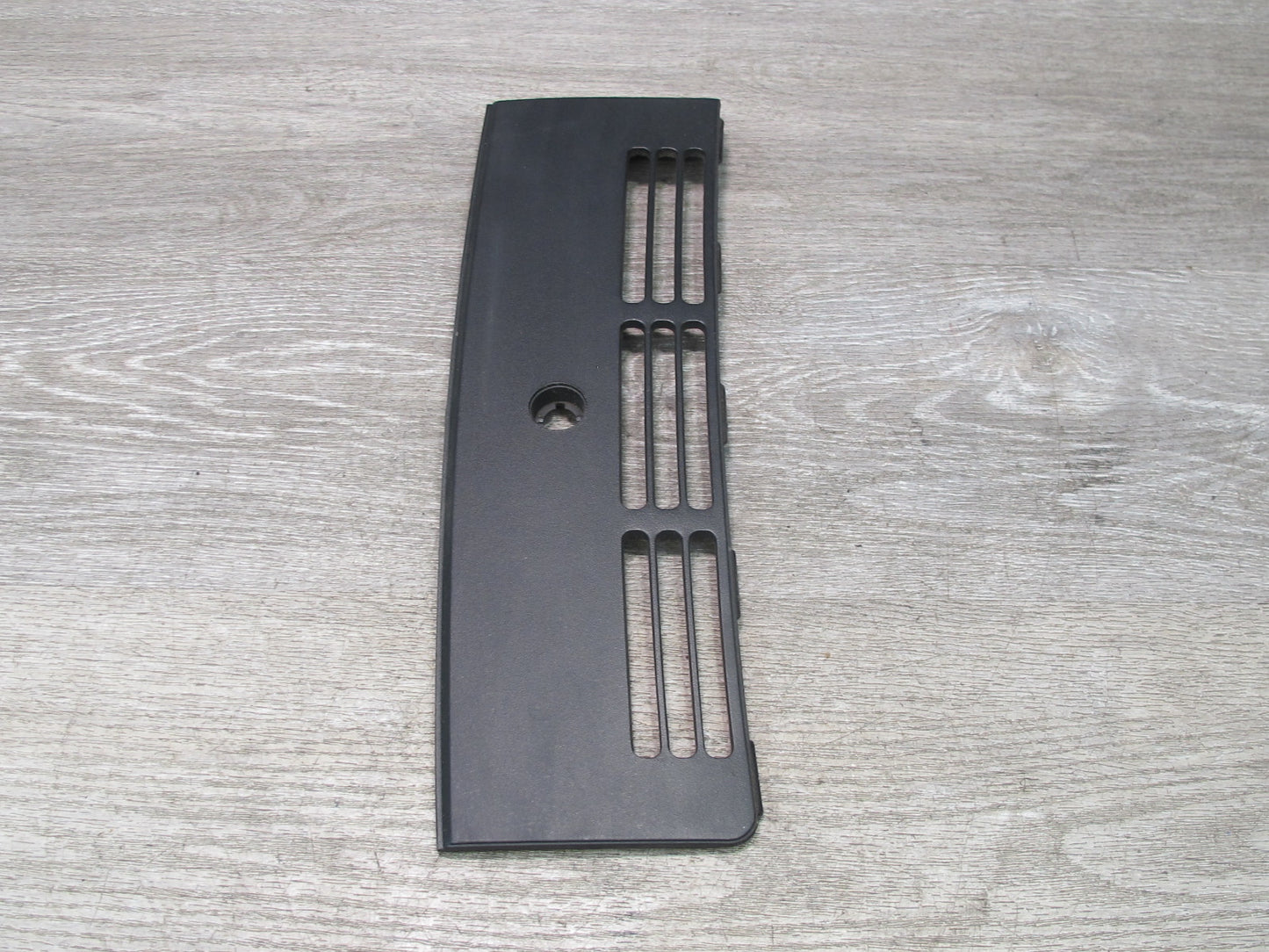 90-96 Chevrolet Corvette C4 Dash Center Defrost Air Vent Trim Grille OEM