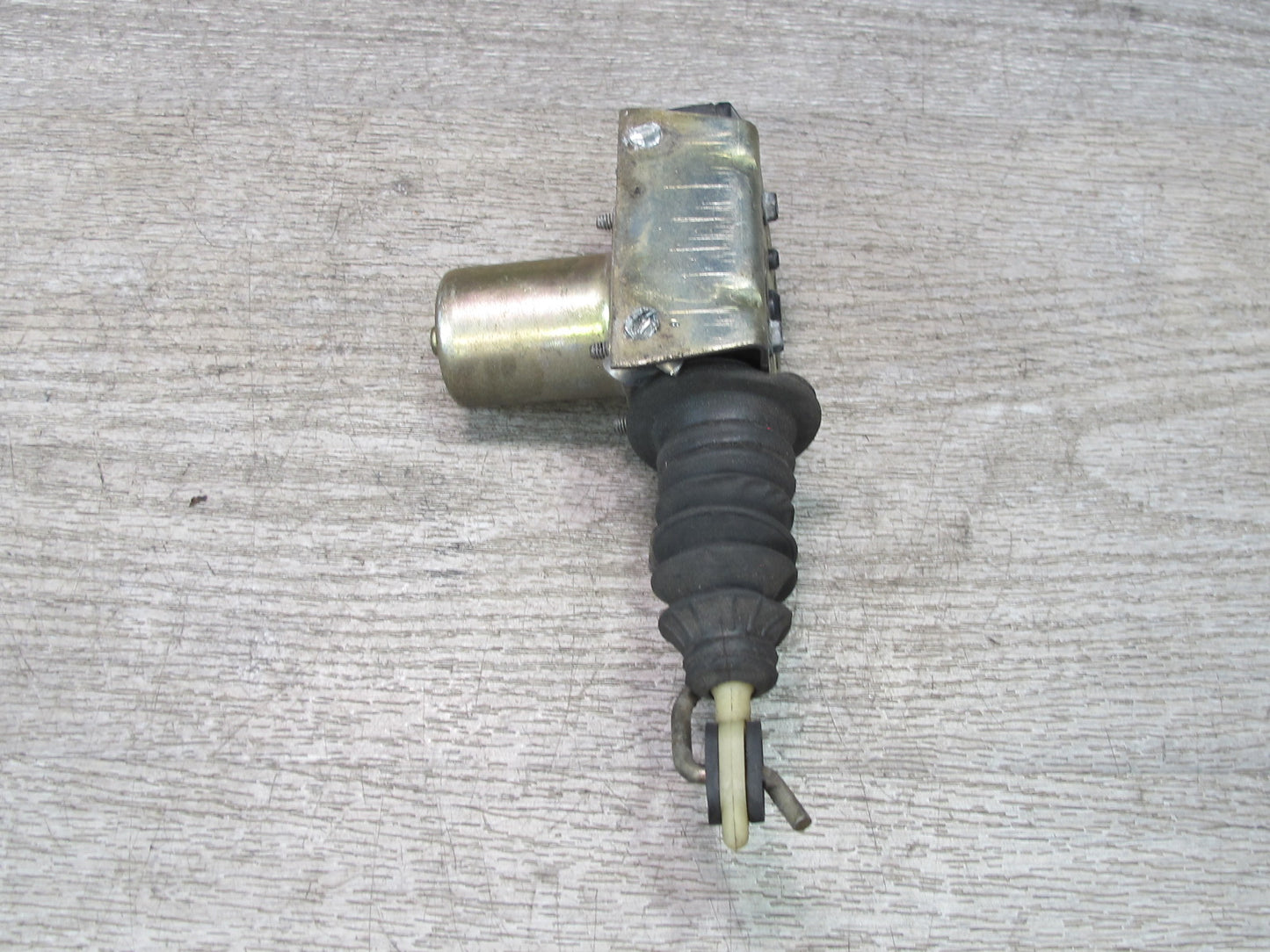 84-93 Chevrolet Corvette C4 Left Door Central Lock Actuator Motor OEM