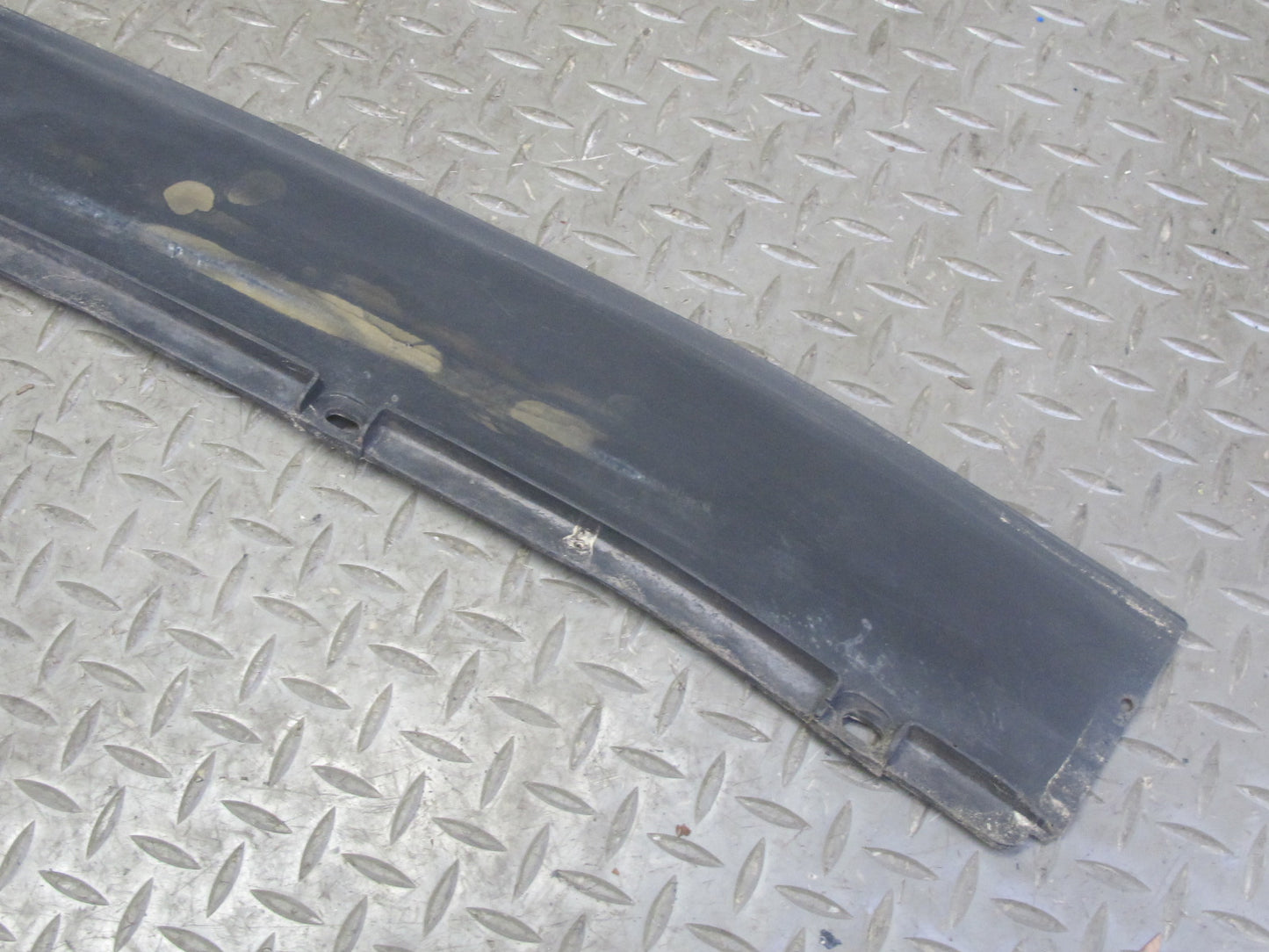 84-86 BMW E30 318i 325e Left & Right Front Bumper Side Trim Cover Panel Set OEM