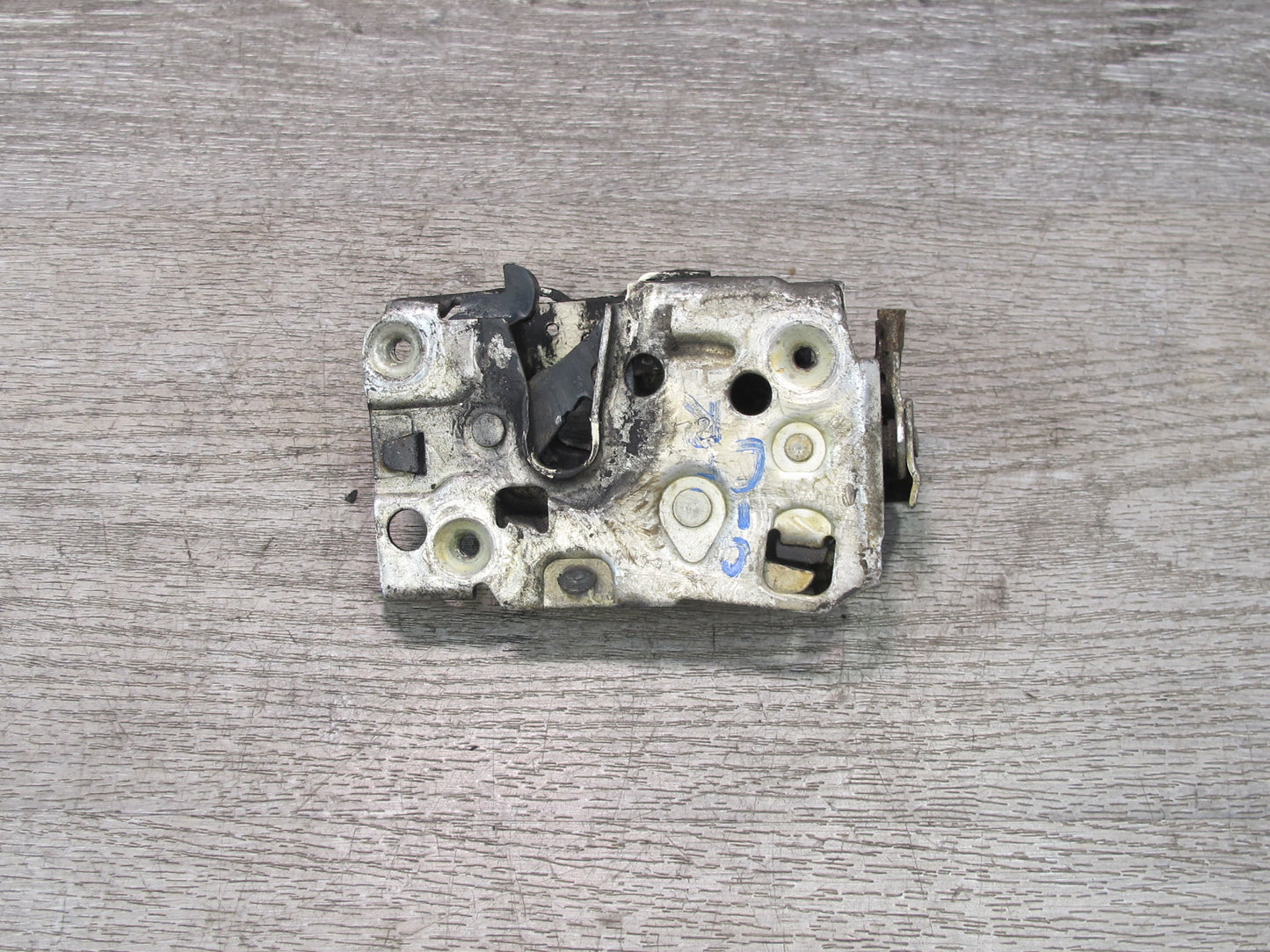 84-96 Chevrolet Corvette C4 Right Door Lock Latch OEM