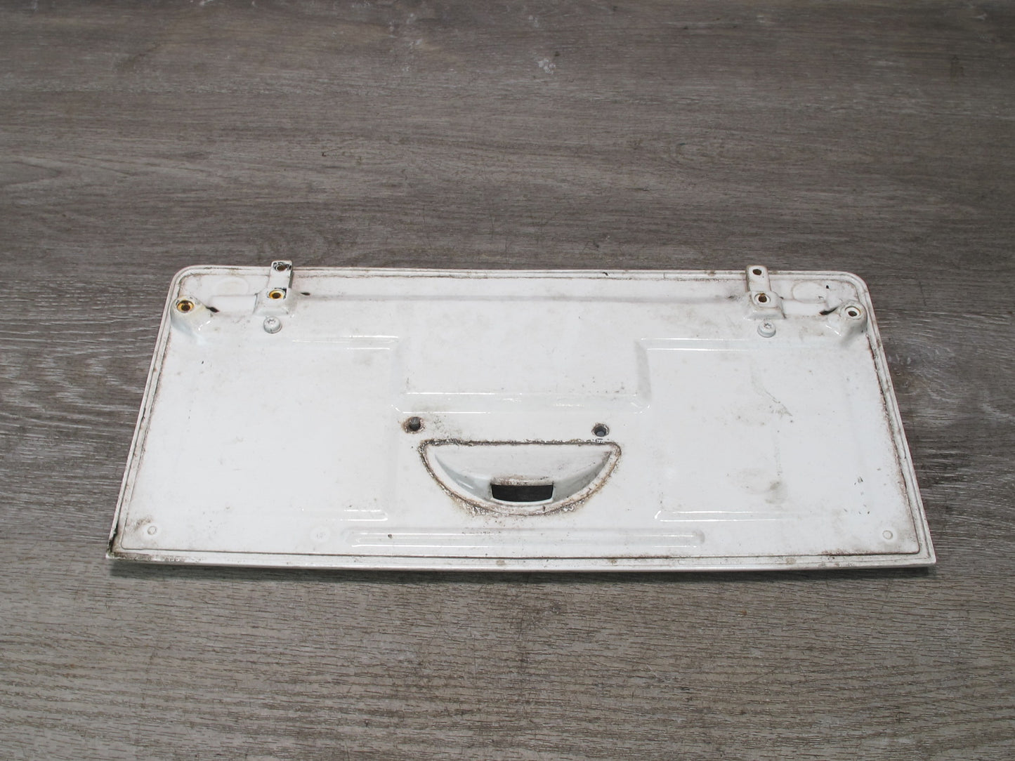 91-96 Chevrolet Corvette C4 Fuel Door Lid Cover w Emblem Logo OEM
