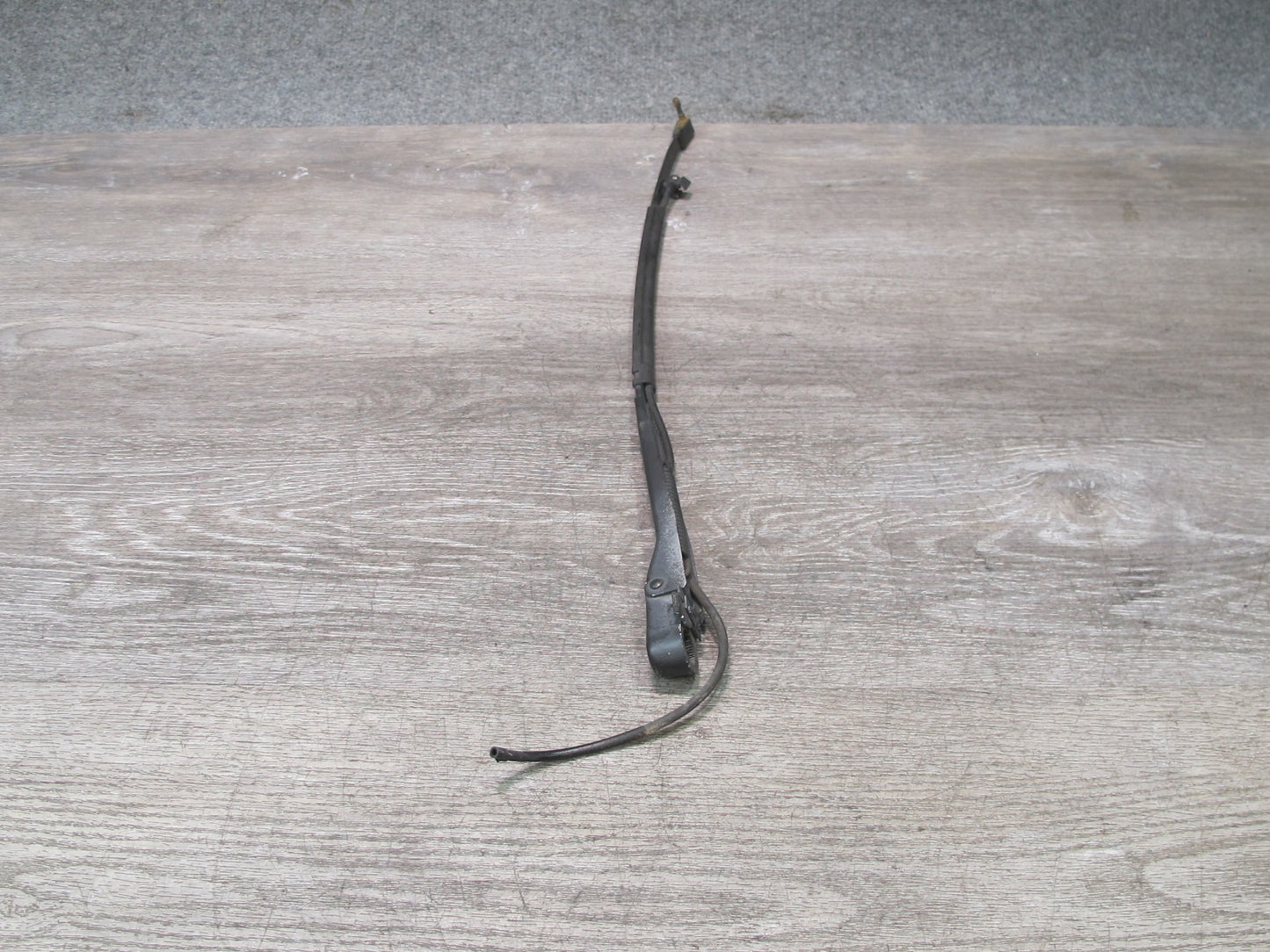 84-94 Chevrolet Corvette C4 Set of 2 Front Left & Right Windshield Wiper Arm OEM