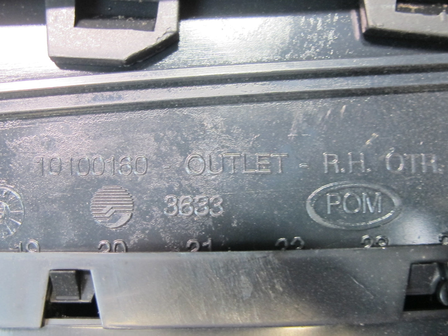 1992 Chevrolet Corvette C4 Set of 4 Dash Front A/C Air Vent Trim Grille OEM