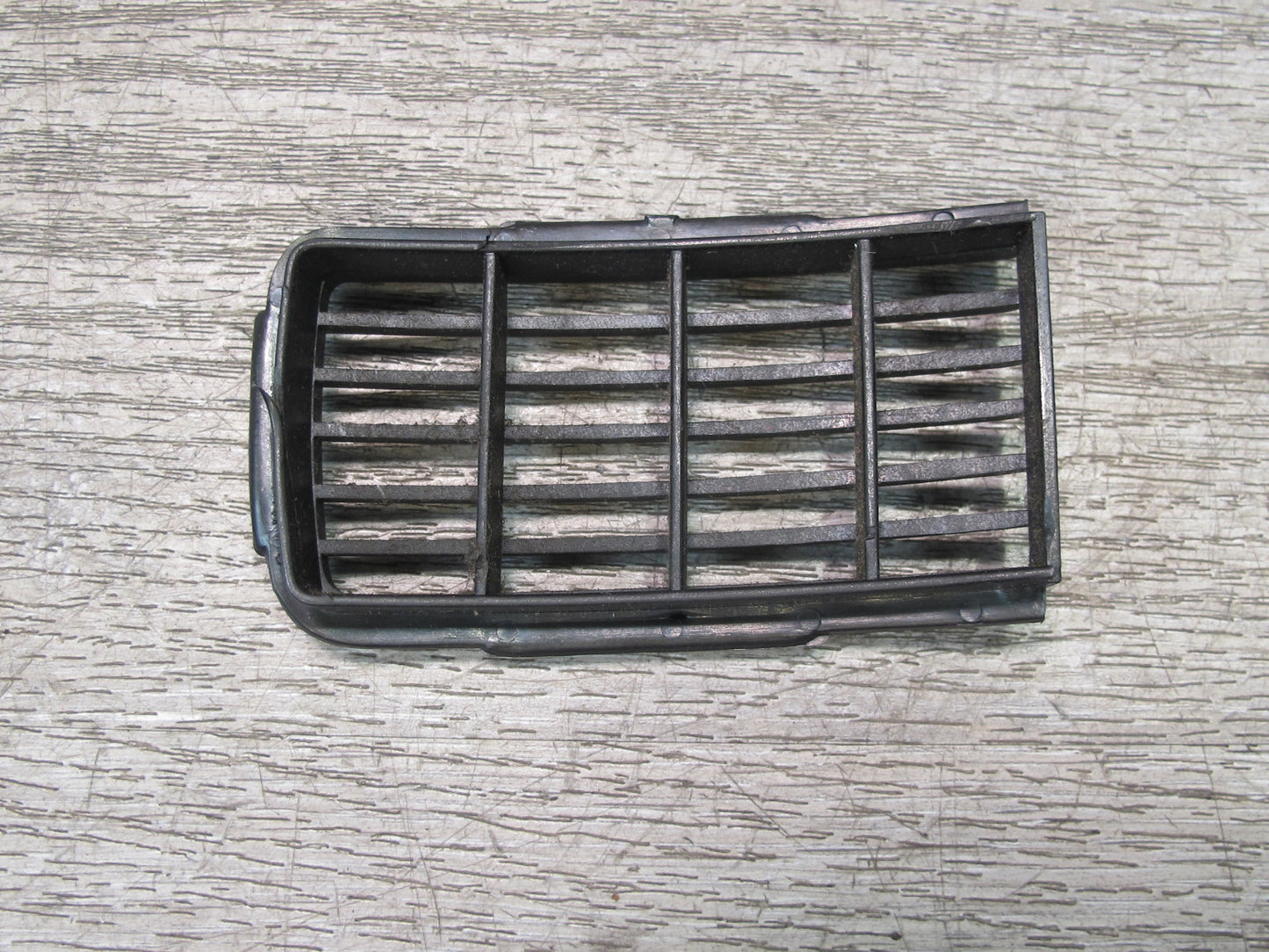1992 Chevrolet Corvette C4 Set of 4 Dash Front A/C Air Vent Trim Grille OEM