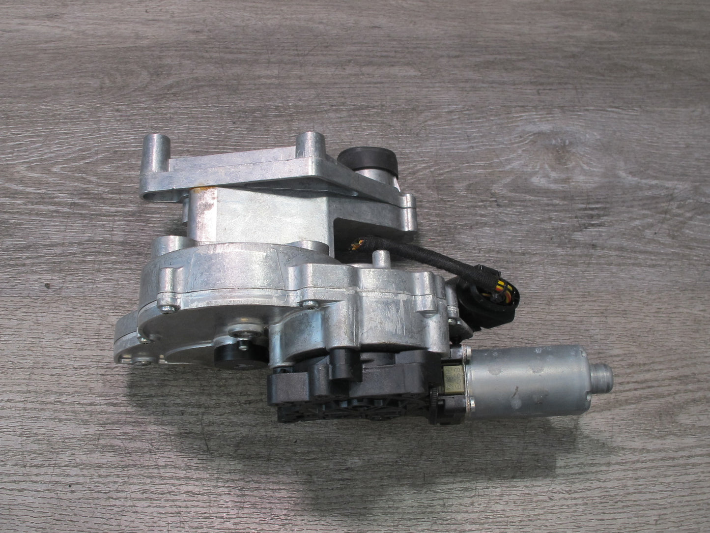 07-17 Bentley Continental GTC Rear Trunk Power Deck Lid Lift Actuator Motor
