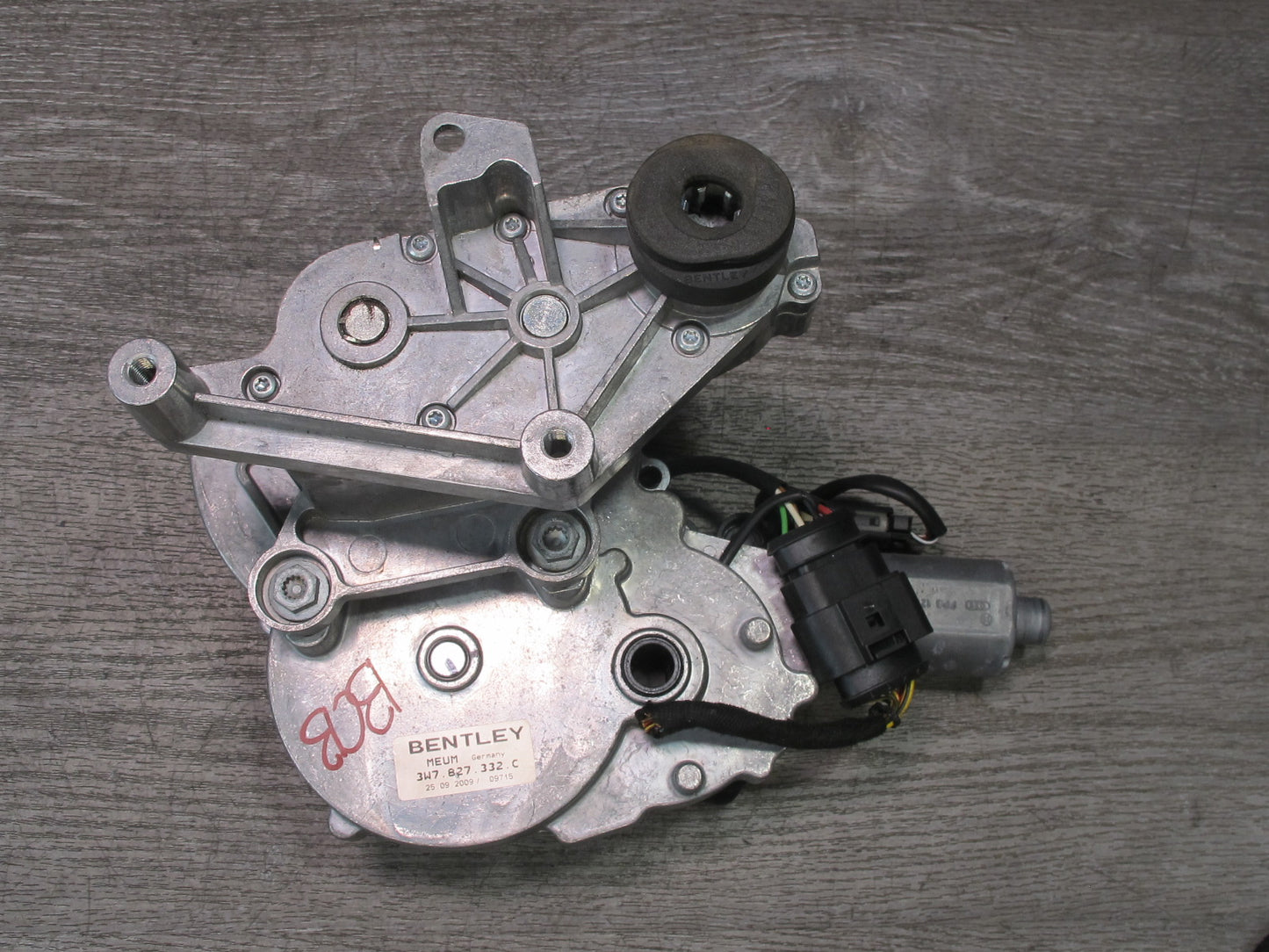 07-17 Bentley Continental GTC Rear Trunk Power Deck Lid Lift Actuator Motor