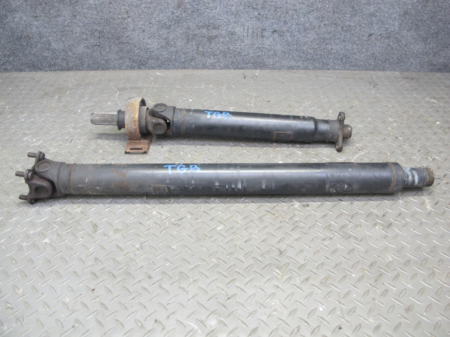 88-91 BMW E30 325i RWD A/T Rear Drive Shaft Driveshaft 145K Miles OEM