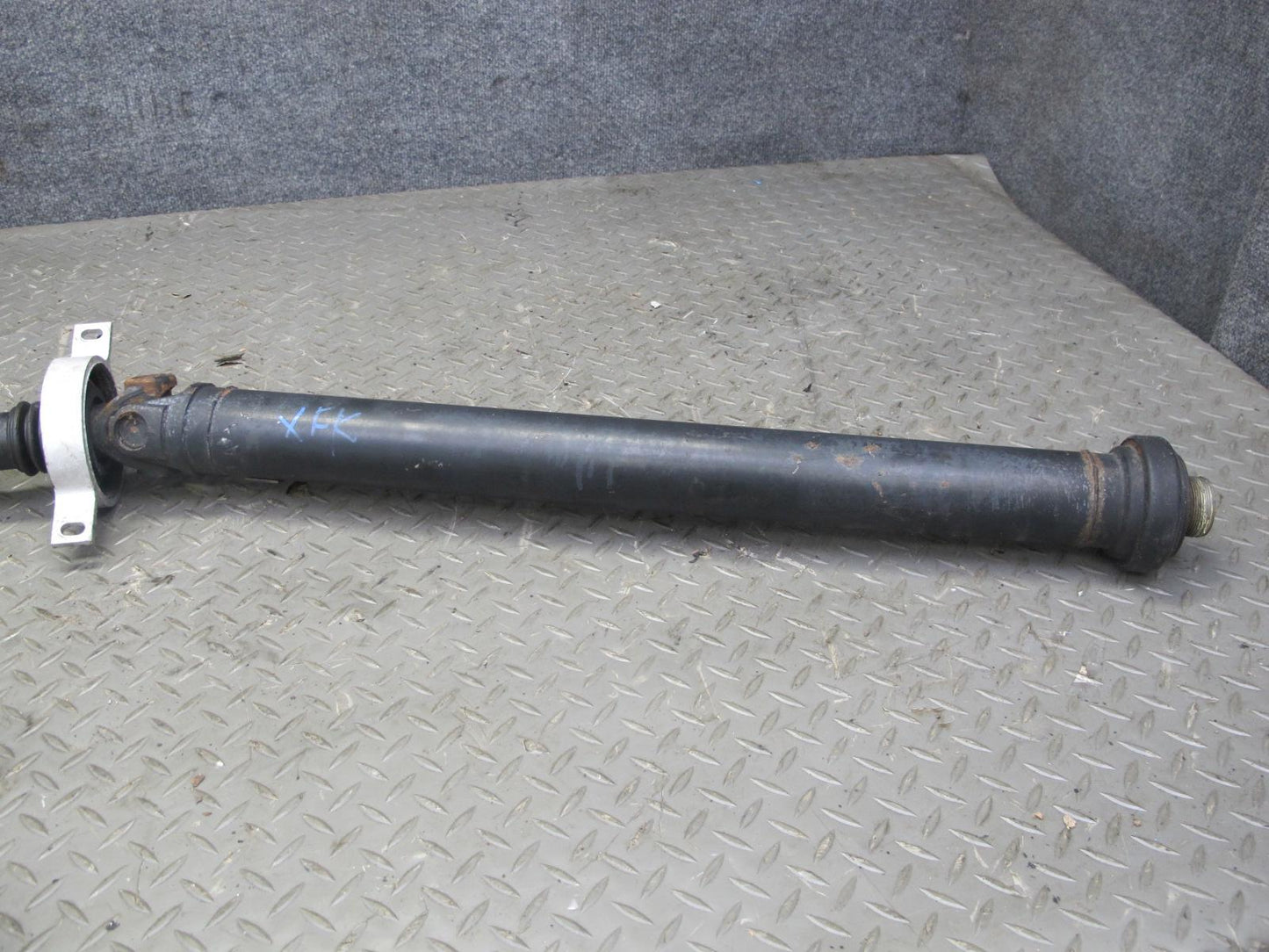 2010-2018 BMW E71 E72 F15 F16 X5 X6 AWD Rear Drive Shaft Driveshaft 7589129 OEM