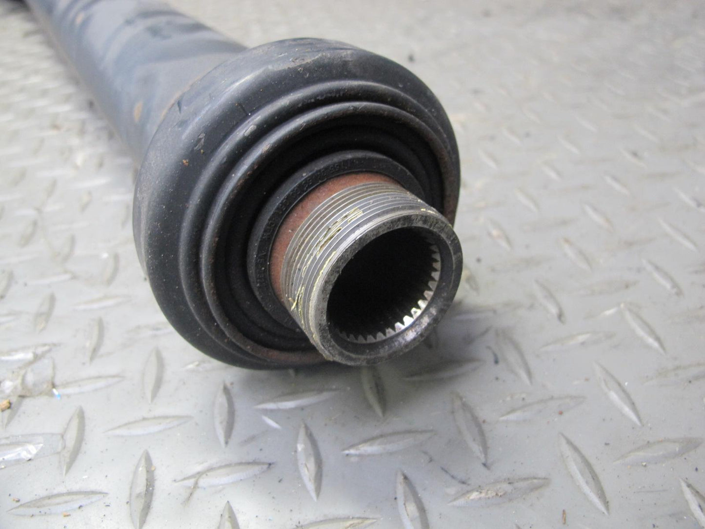 2010-2018 BMW E71 E72 F15 F16 X5 X6 AWD Rear Drive Shaft Driveshaft 7589129 OEM