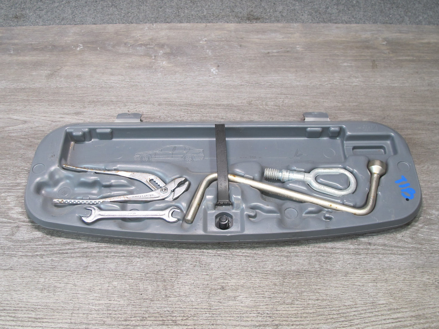 01-06 BMW E46 330ci Convertible Spare Tire Wrench Tool KIT Case OEM