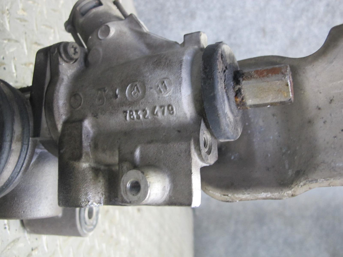 2003-2010 Porsche Cayenne 957 Power Steering Gear Rack AND Pinion 7L5422055CR