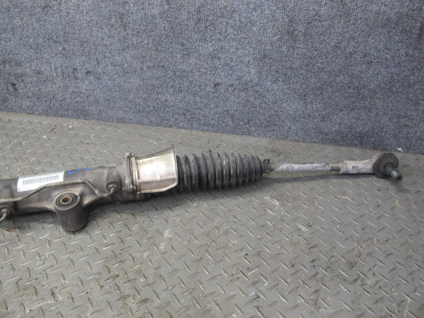 2003-2010 Porsche Cayenne 957 Power Steering Gear Rack AND Pinion 7L5422055CR