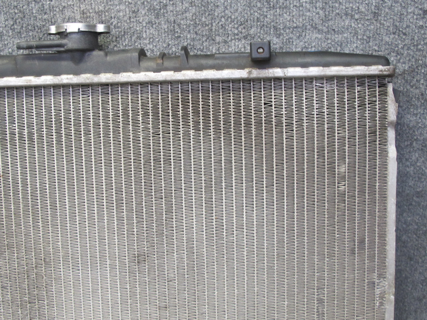 99-01 Isuzu Vehicross 3.5L 6VE1 A/T Engine Cooling Radiator 8524679222 OEM